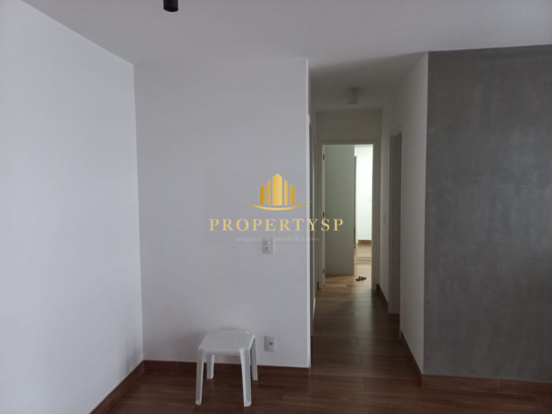 Apartamento à venda com 2 quartos, 60m² - Foto 17