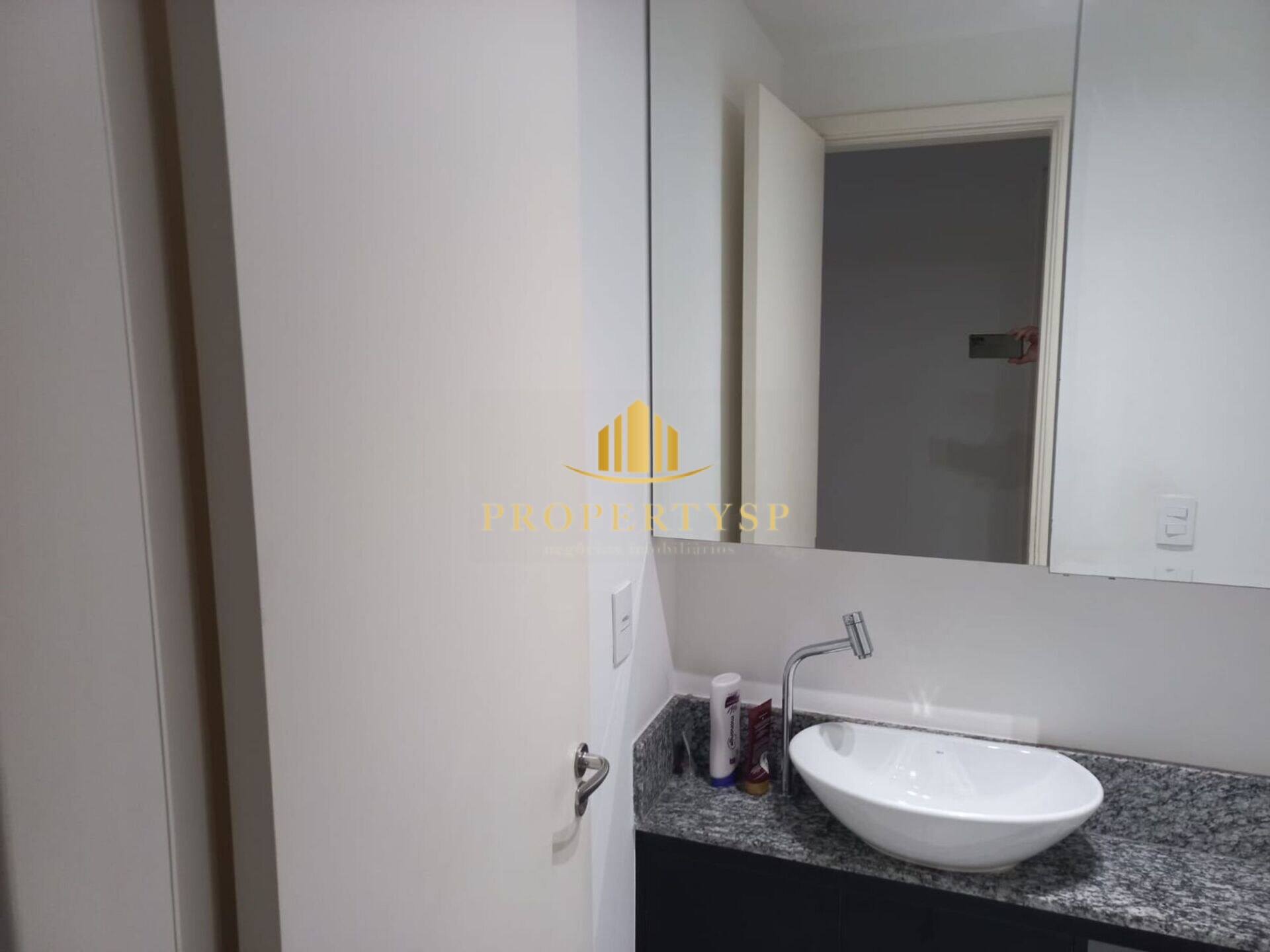 Apartamento à venda com 2 quartos, 60m² - Foto 16