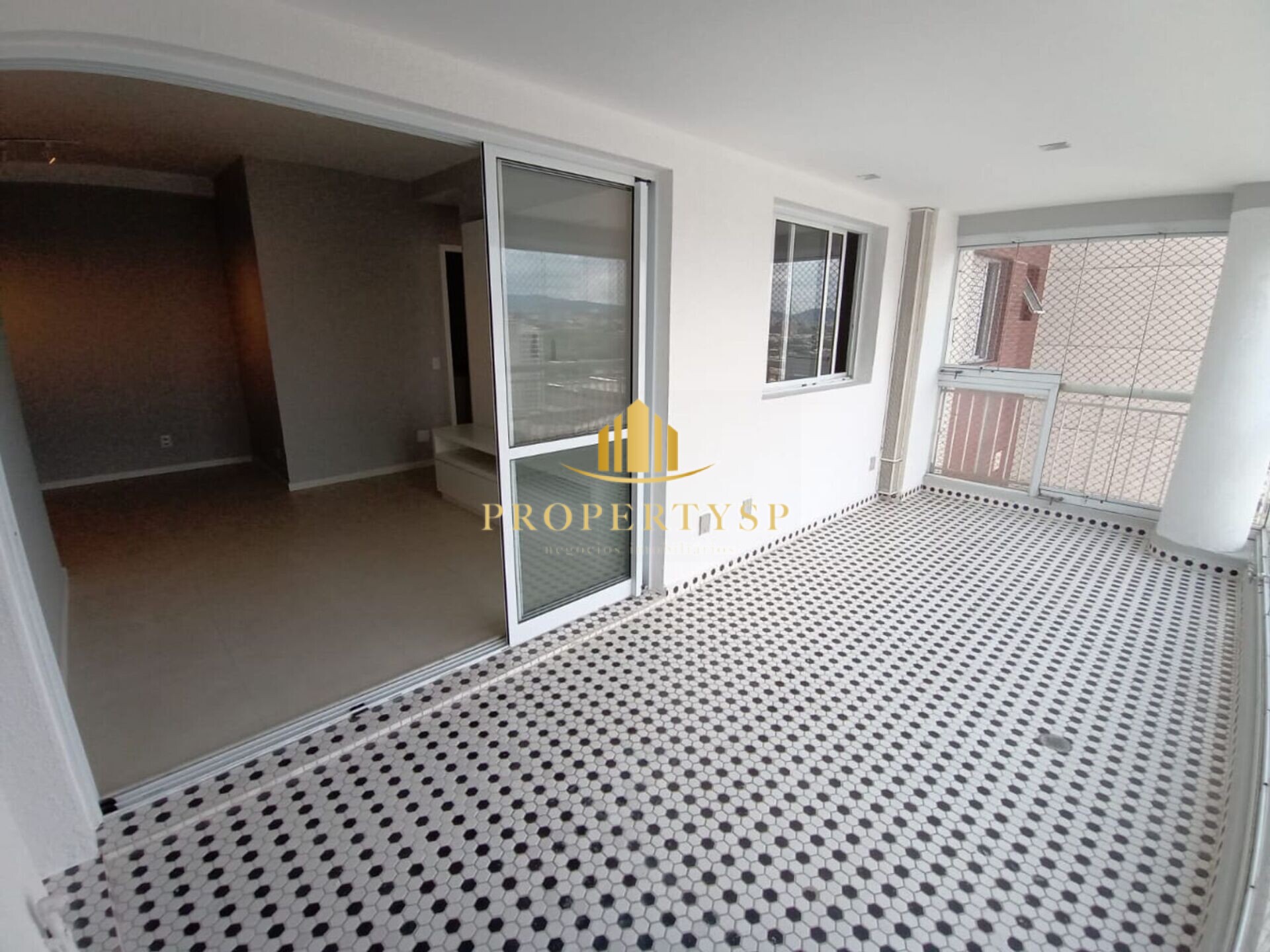 Apartamento à venda com 2 quartos, 76m² - Foto 1