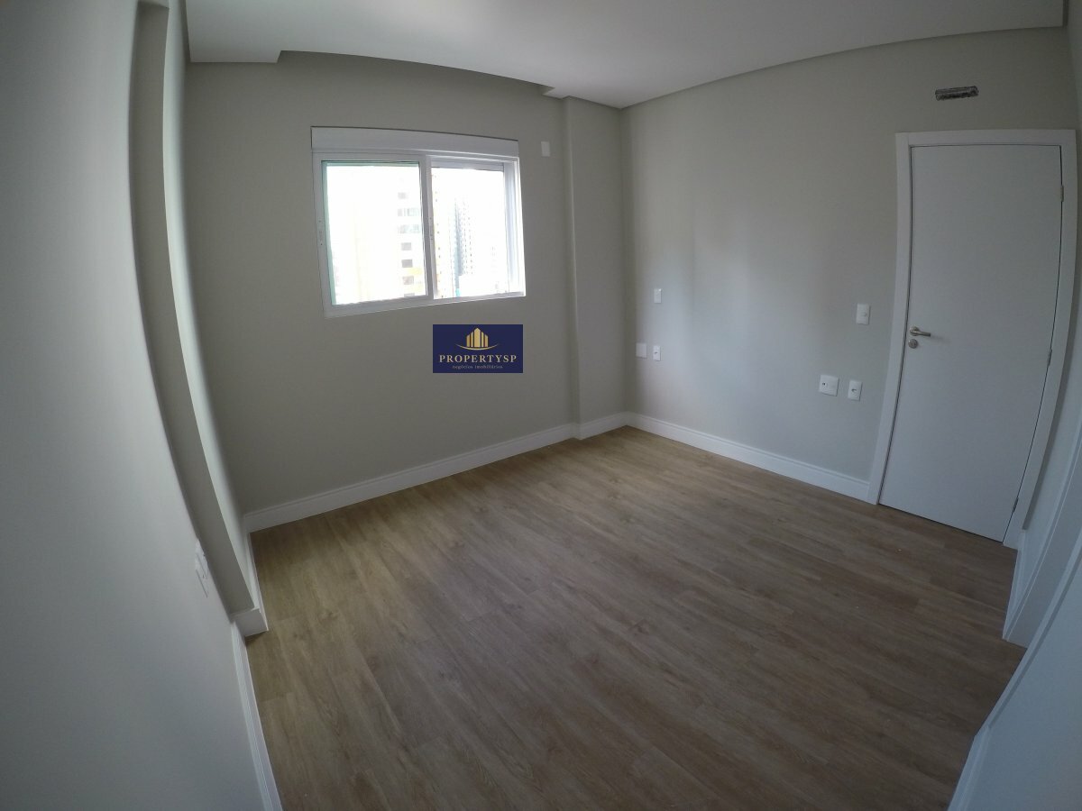 Apartamento à venda com 3 quartos, 114m² - Foto 11