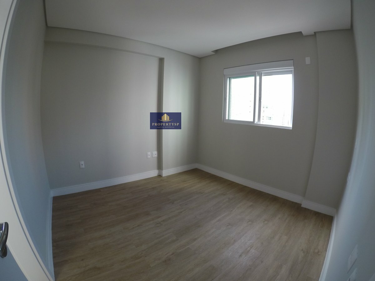 Apartamento à venda com 3 quartos, 114m² - Foto 10