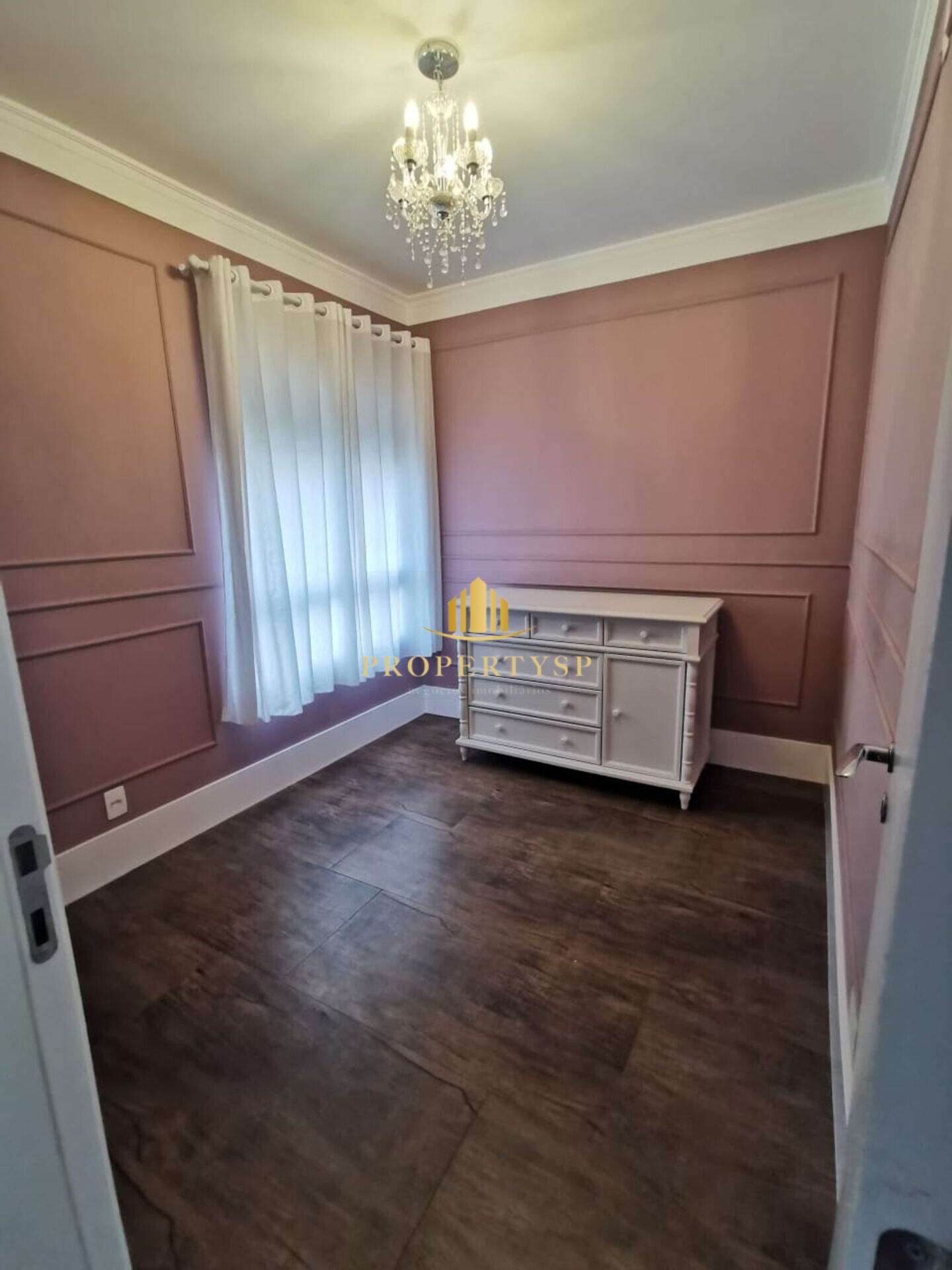 Apartamento à venda com 3 quartos, 134m² - Foto 4