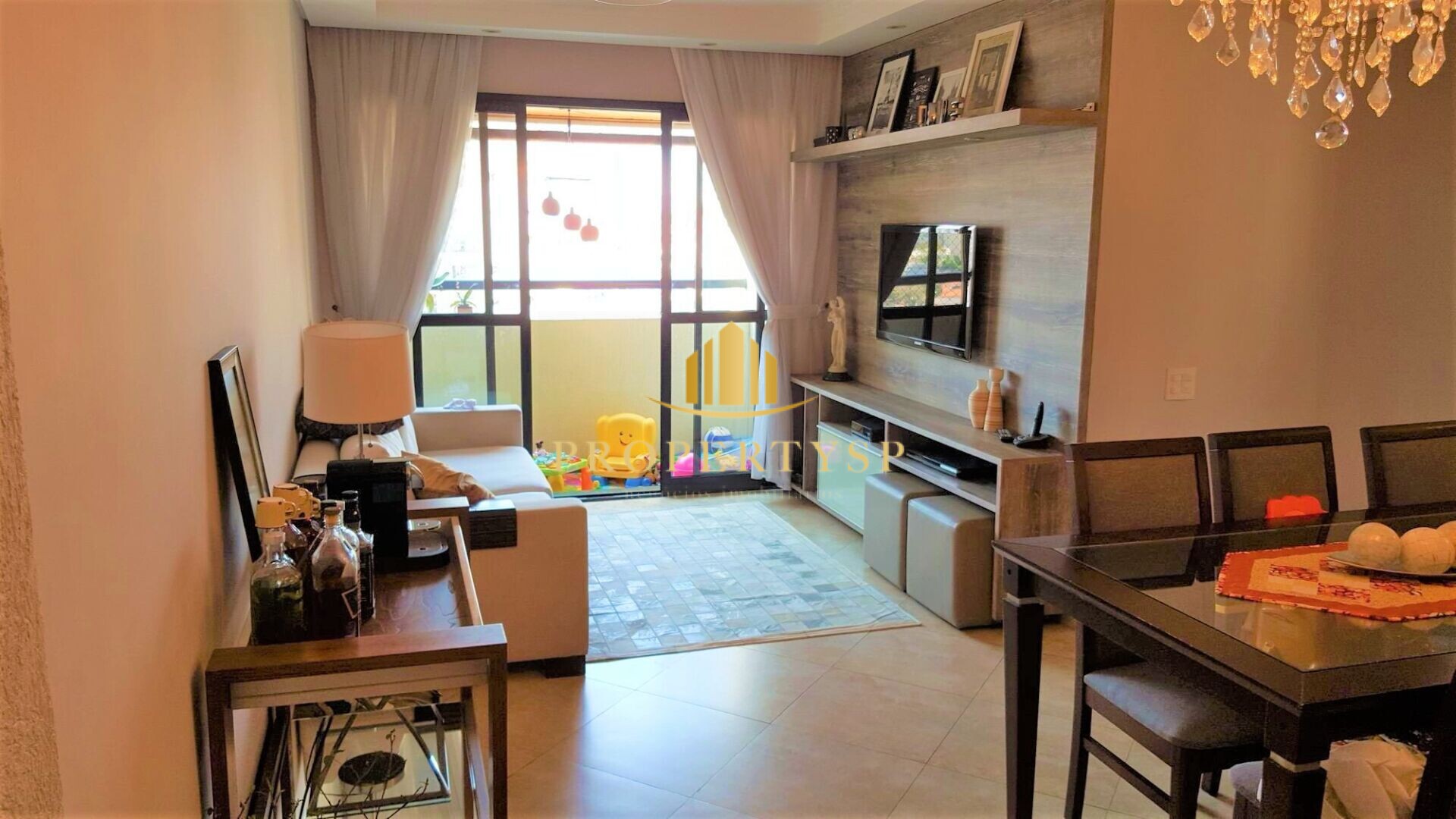 Apartamento à venda com 2 quartos, 69m² - Foto 1