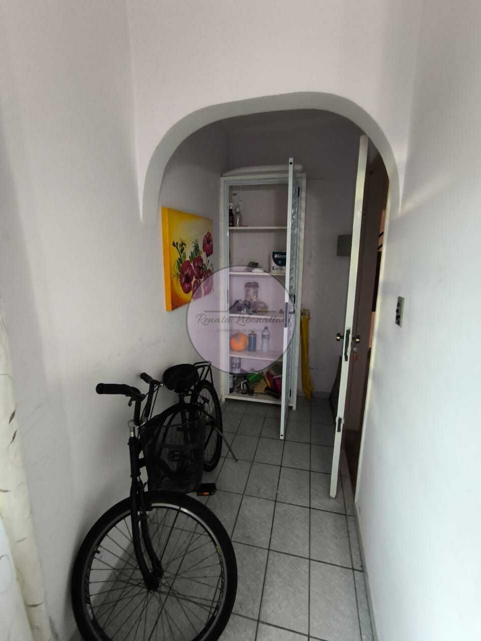 Apartamento à venda com 2 quartos, 64m² - Foto 2