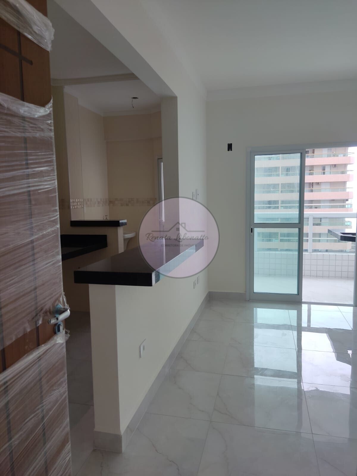 Apartamento à venda com 3 quartos, 93m² - Foto 1