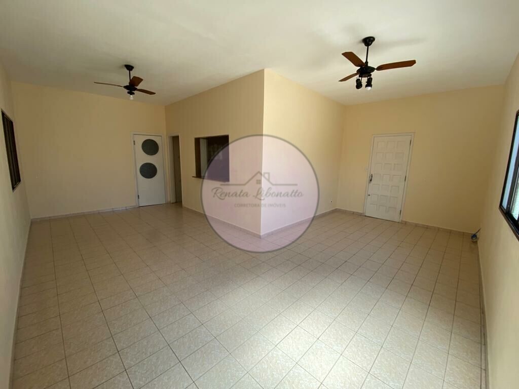 Casa à venda com 3 quartos, 171m² - Foto 1