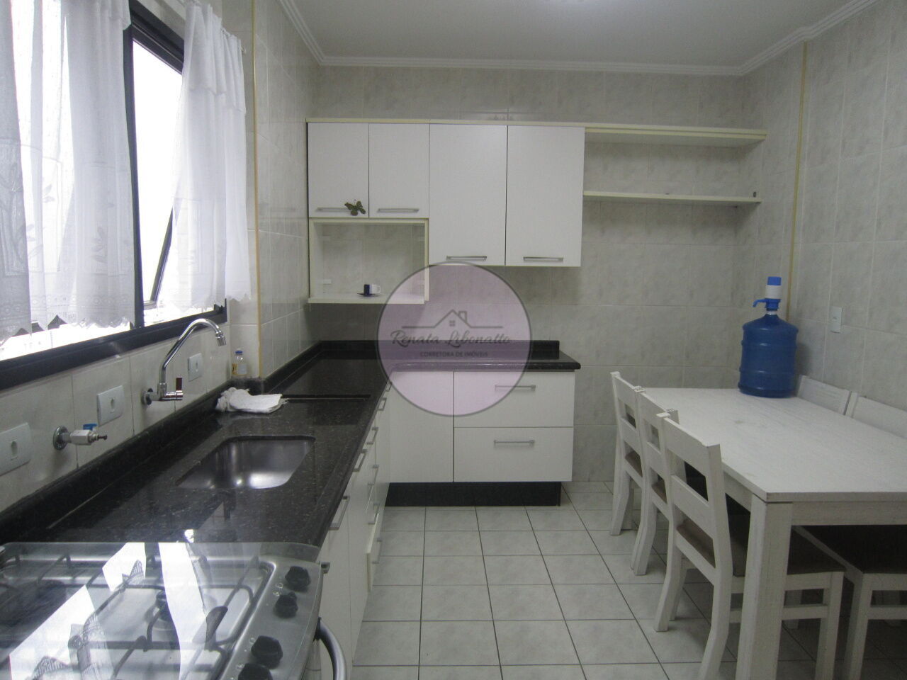 Apartamento à venda com 2 quartos, 96m² - Foto 1