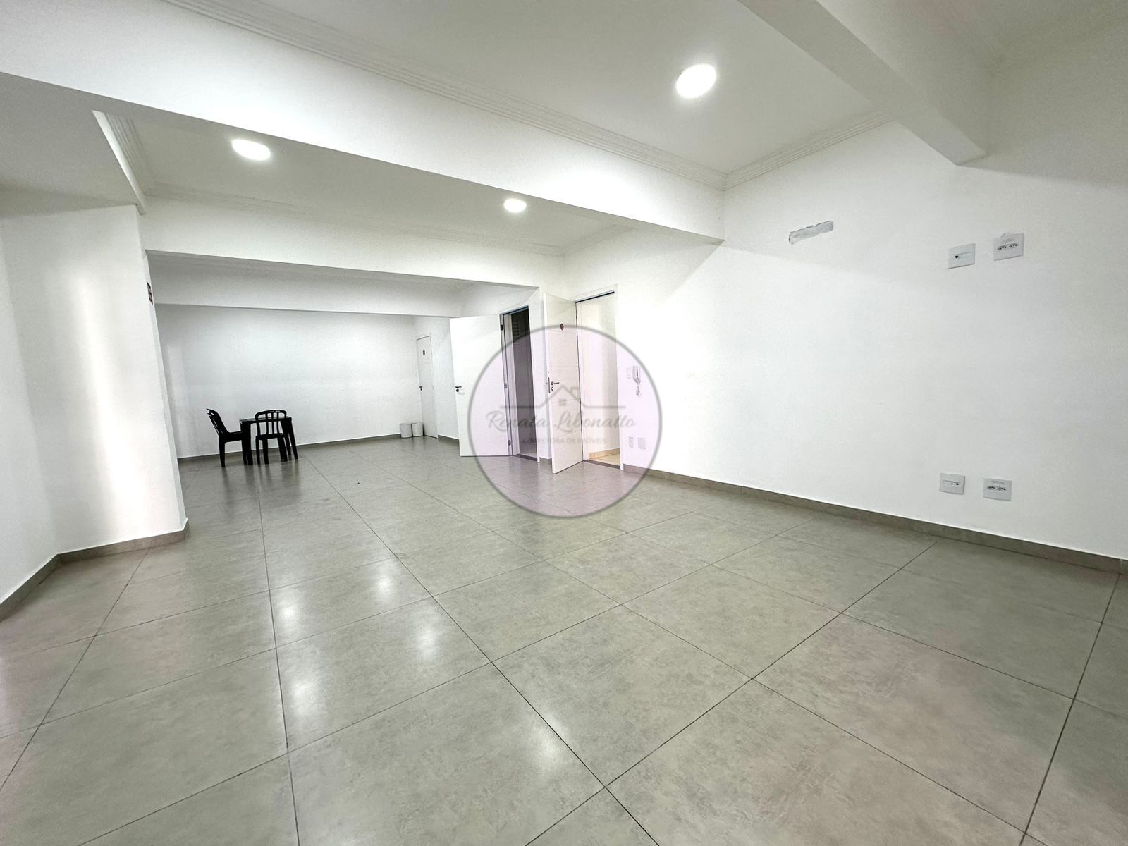 Apartamento à venda com 2 quartos, 77m² - Foto 8