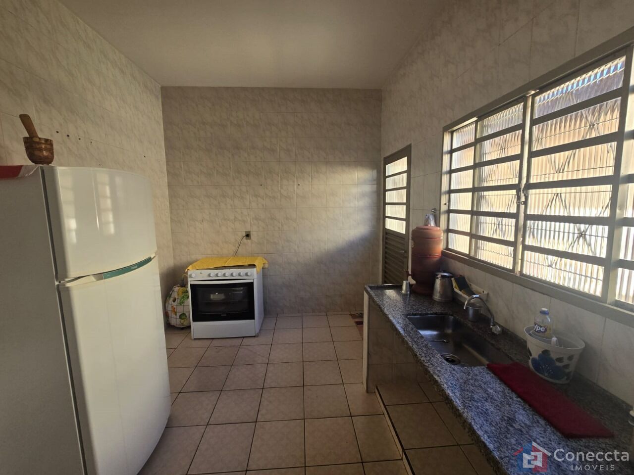 Casa à venda com 2 quartos, 90m² - Foto 7