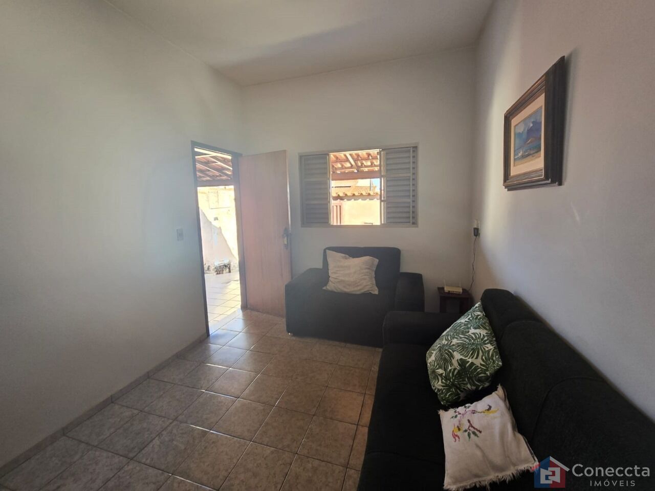 Casa à venda com 2 quartos, 90m² - Foto 3