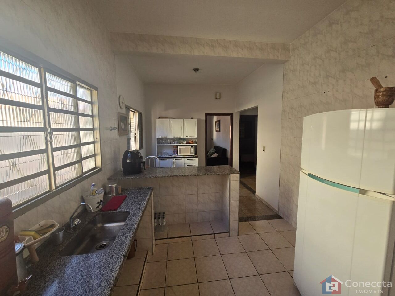 Casa à venda com 2 quartos, 90m² - Foto 6