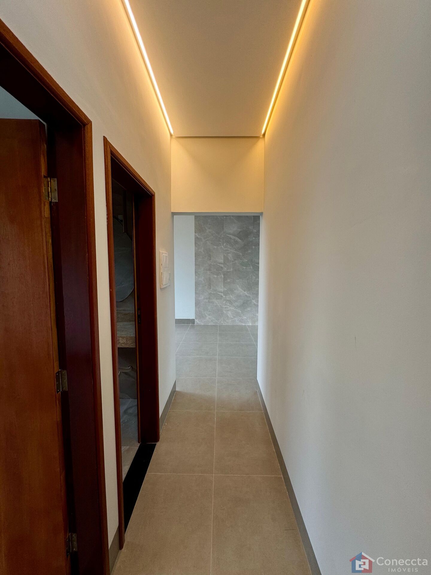 Casa à venda com 3 quartos, 144m² - Foto 9