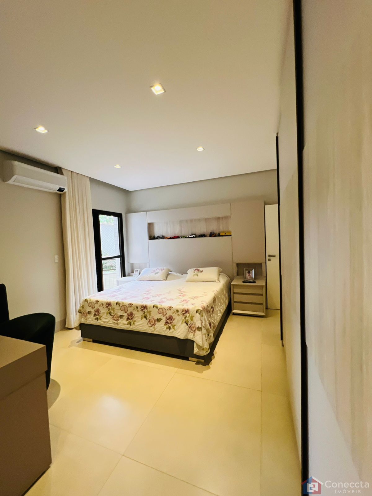 Apartamento à venda com 4 quartos, 210m² - Foto 12