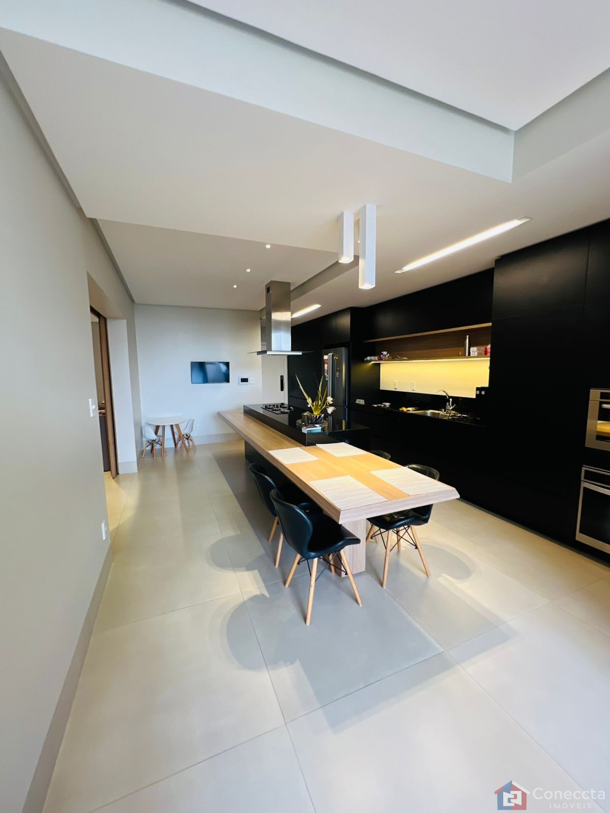 Apartamento à venda com 4 quartos, 210m² - Foto 3
