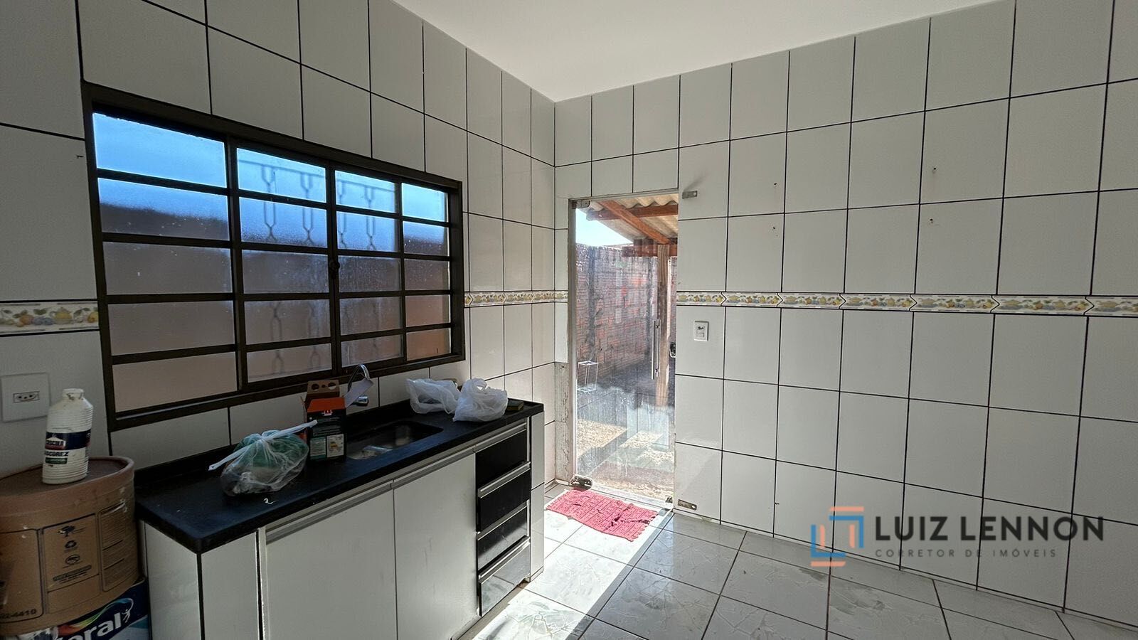 Casa à venda com 2 quartos, 58m² - Foto 11