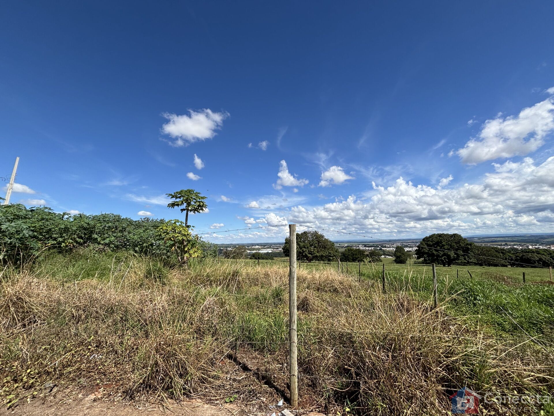 Terreno à venda, 366m² - Foto 1