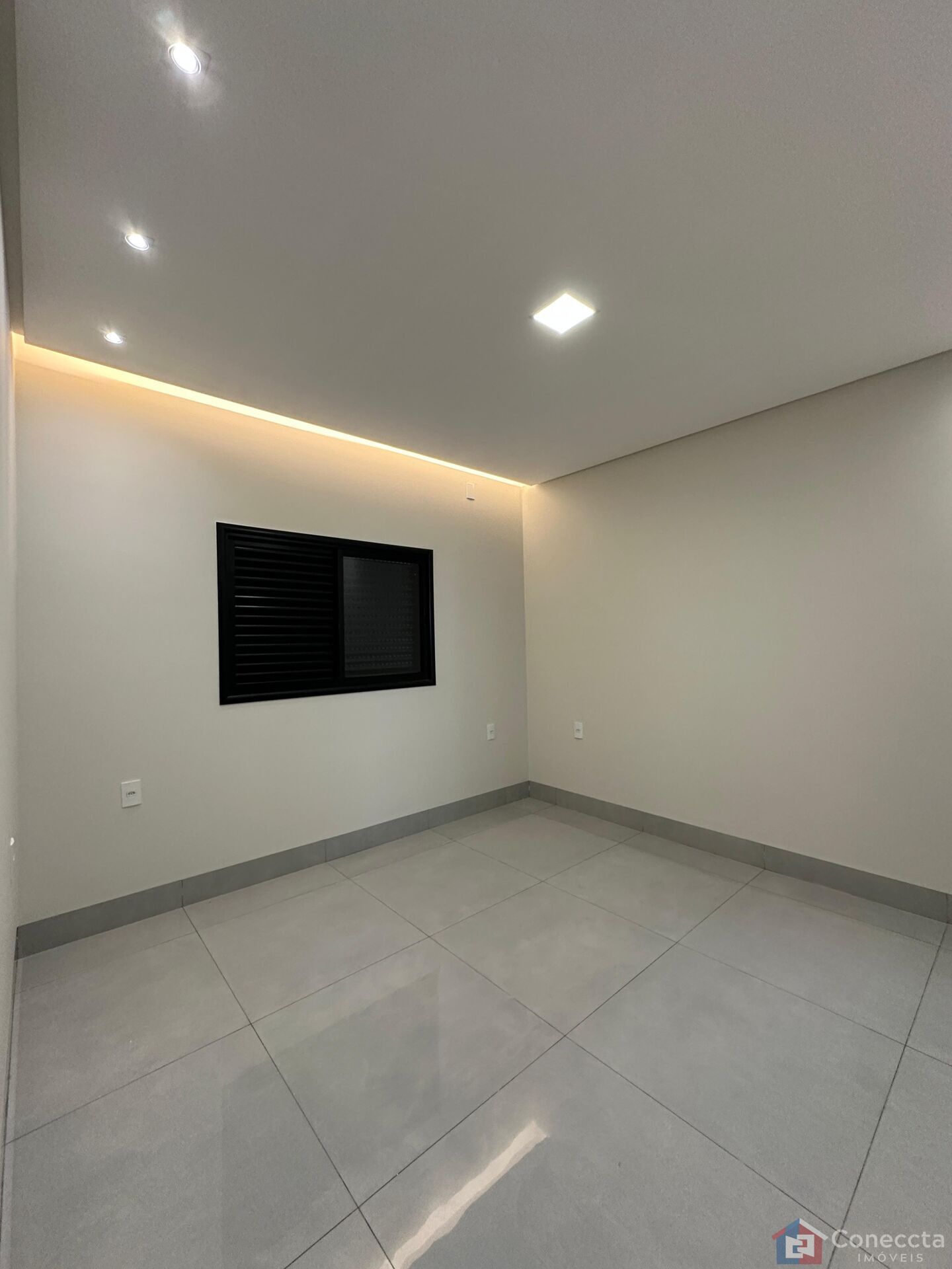 Casa à venda com 3 quartos, 114m² - Foto 8