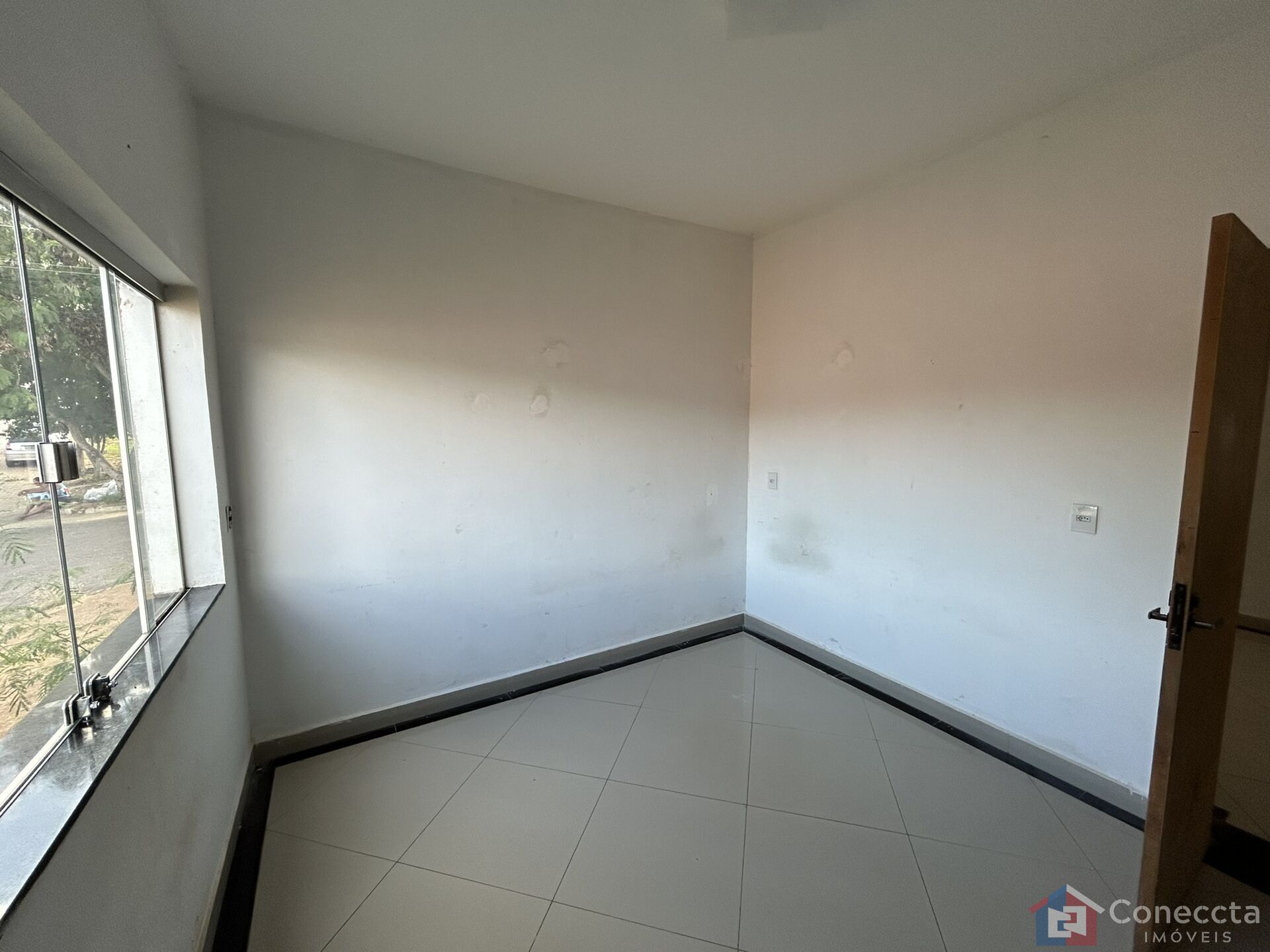 Casa à venda com 4 quartos, 200m² - Foto 6