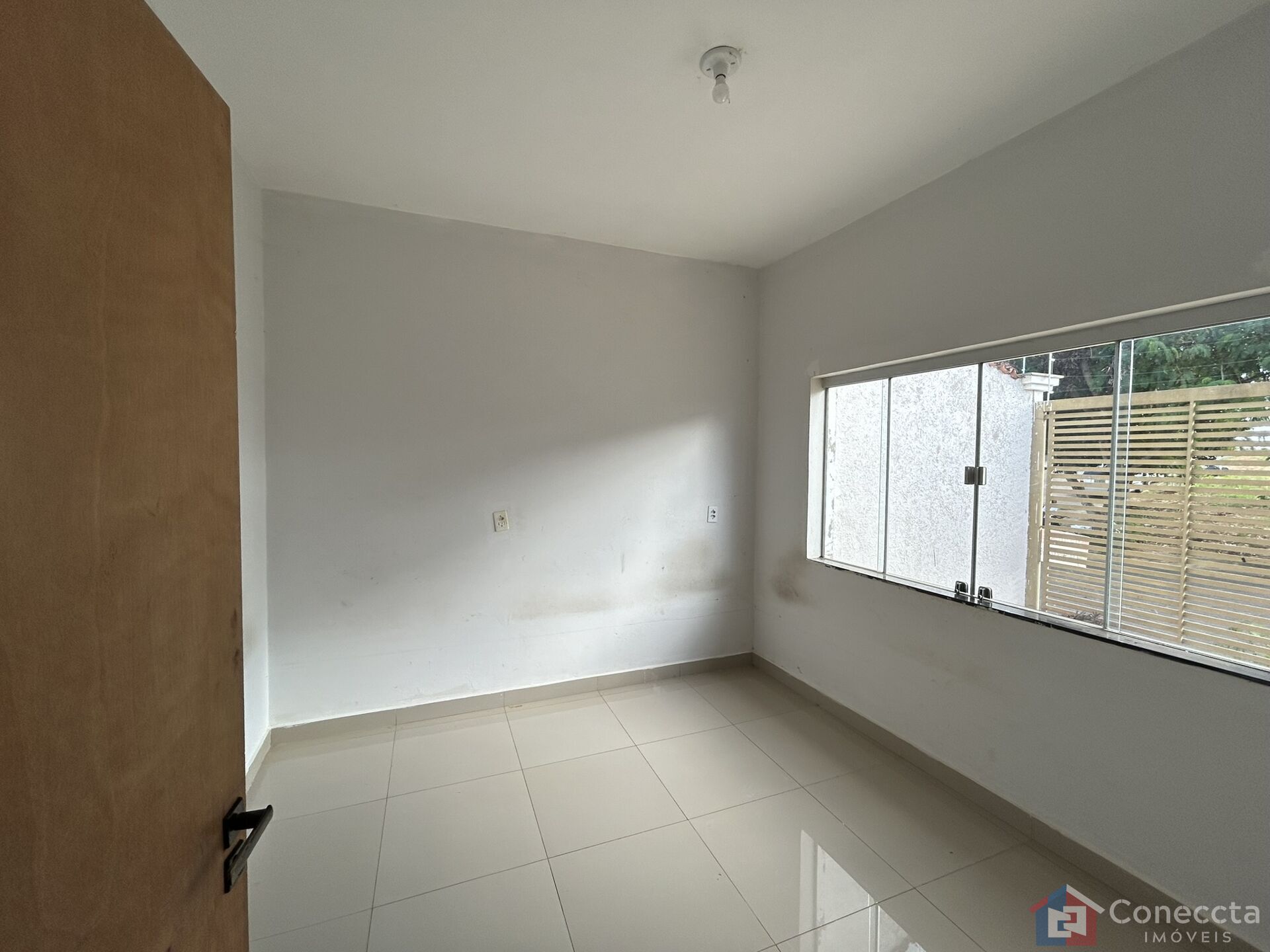 Casa à venda com 4 quartos, 200m² - Foto 9