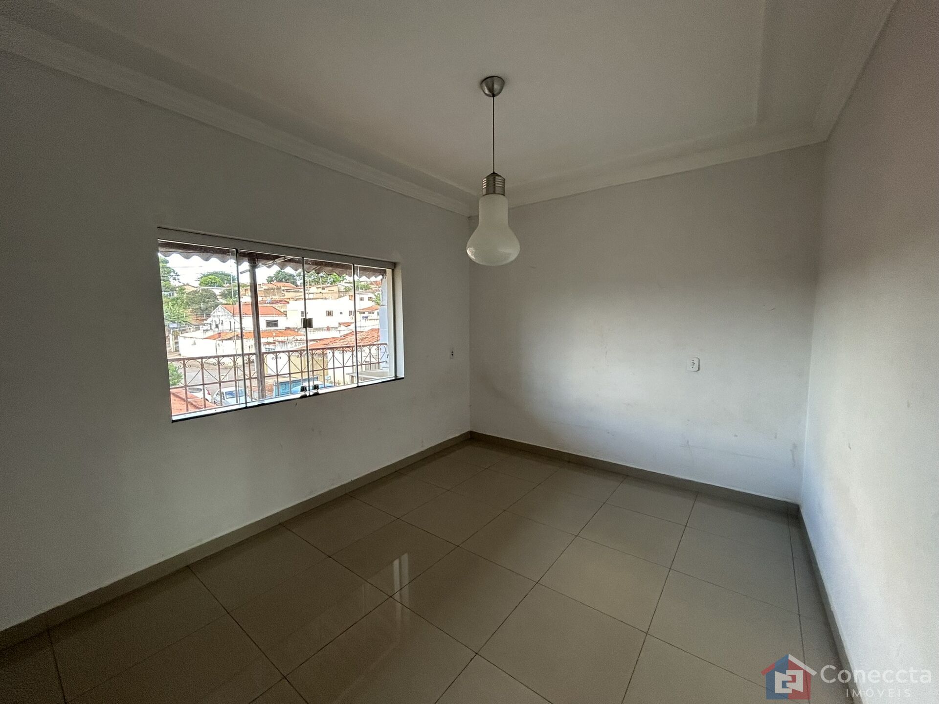 Casa à venda com 4 quartos, 200m² - Foto 17