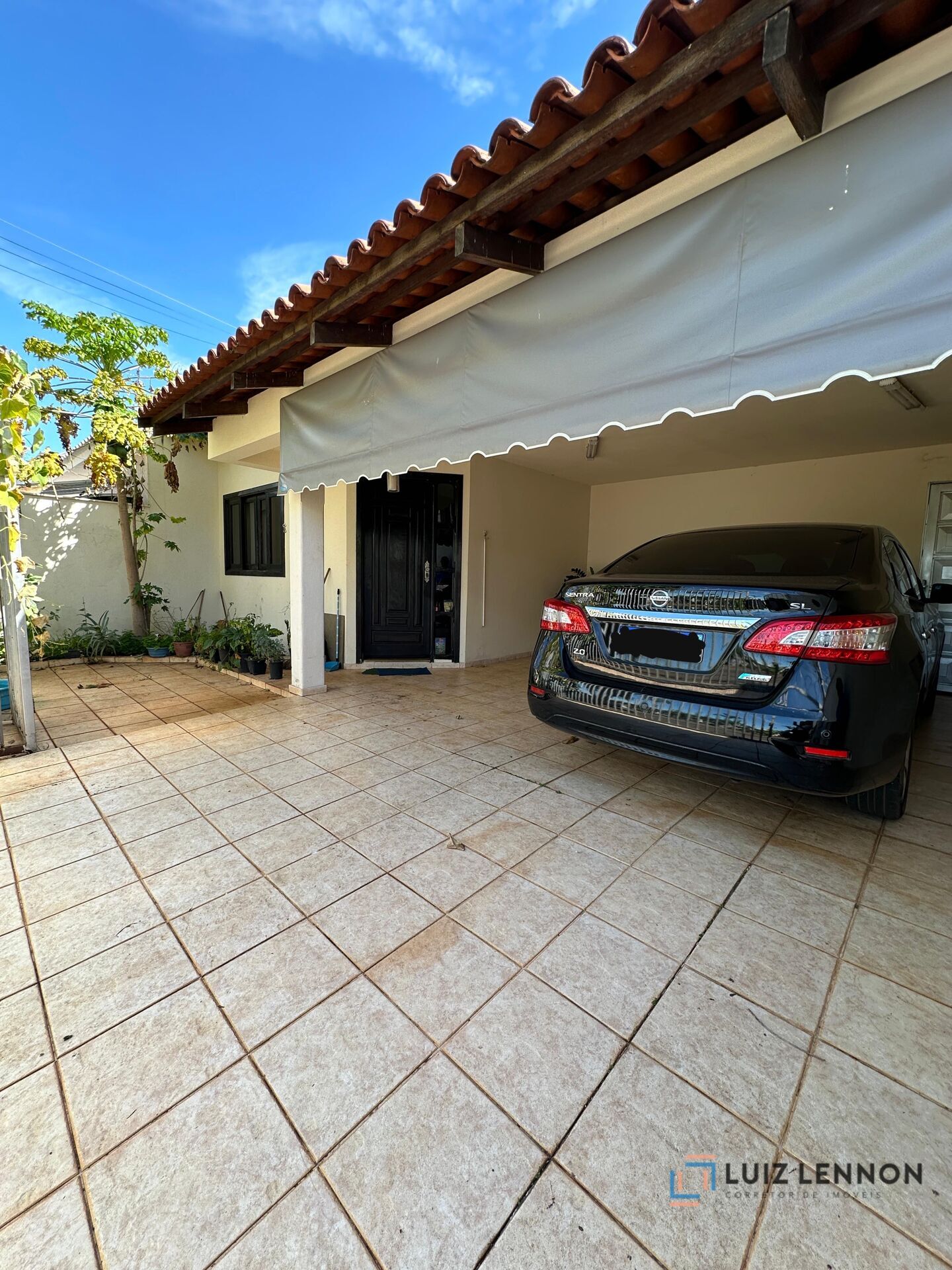 Casa à venda com 4 quartos, 170m² - Foto 1