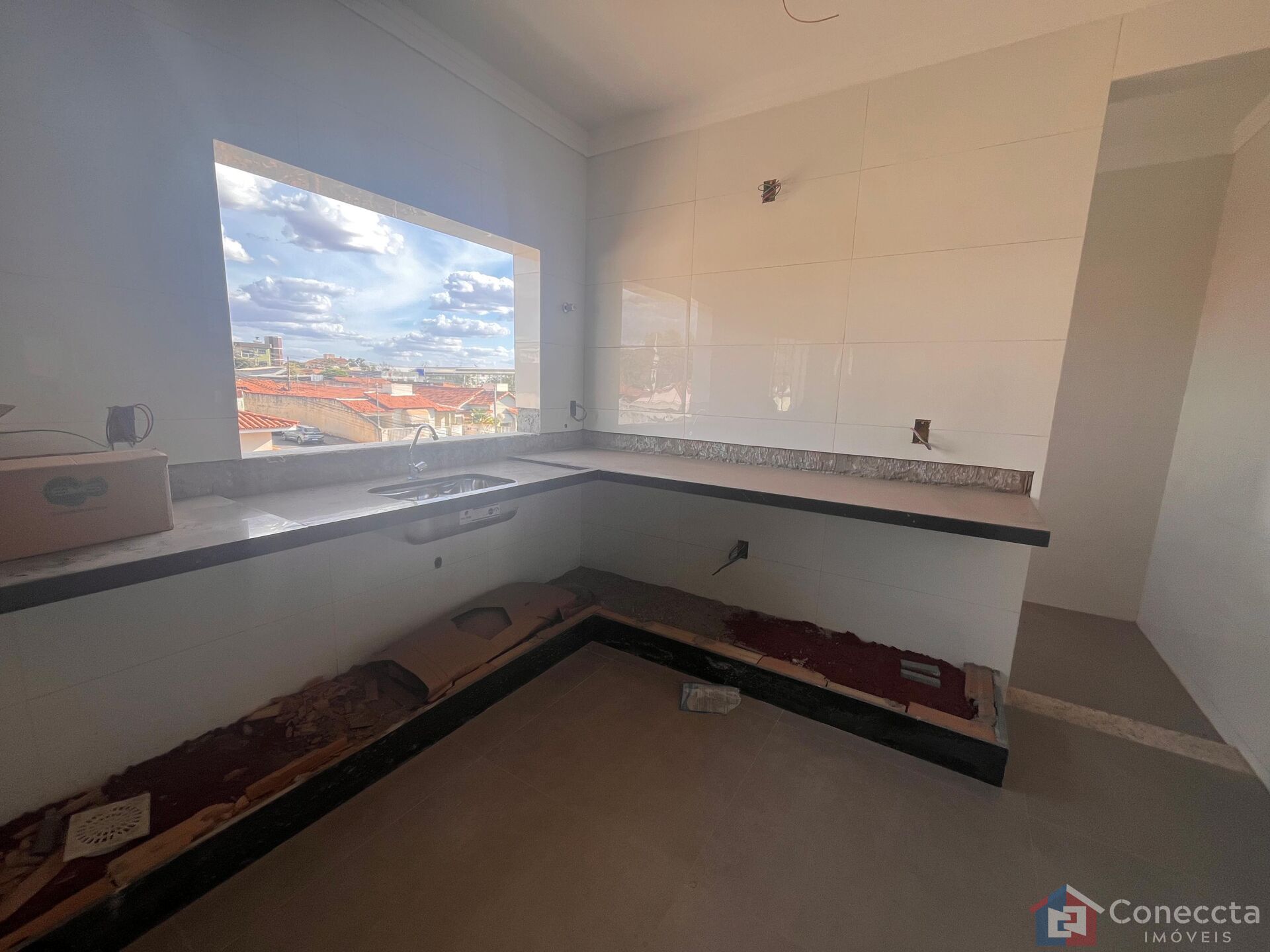 Apartamento à venda com 3 quartos, 74m² - Foto 2