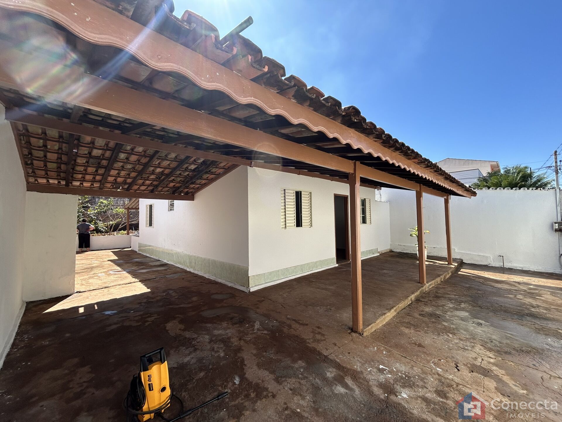 Casa à venda com 2 quartos, 52m² - Foto 3