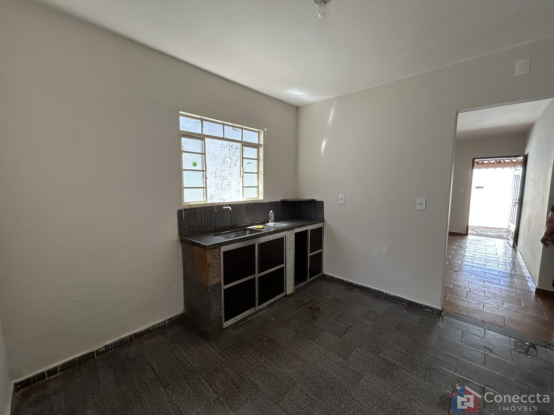 Casa à venda com 2 quartos, 52m² - Foto 10