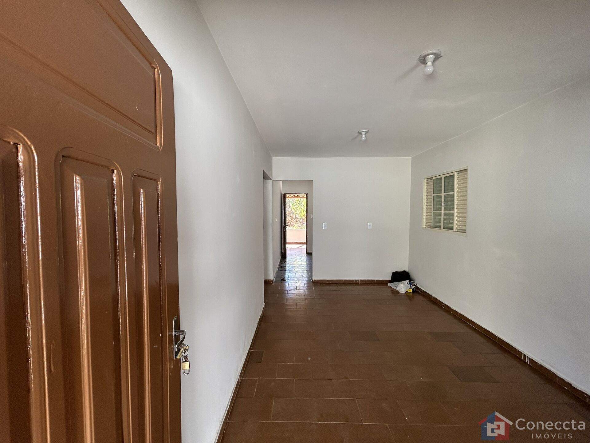 Casa à venda com 2 quartos, 52m² - Foto 5