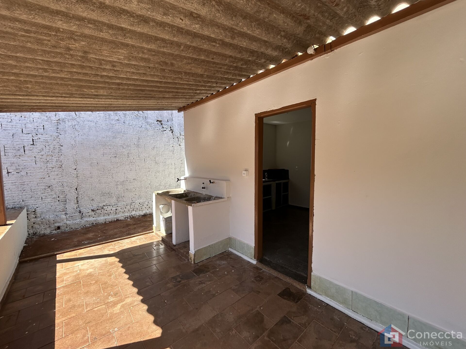 Casa à venda com 2 quartos, 52m² - Foto 13