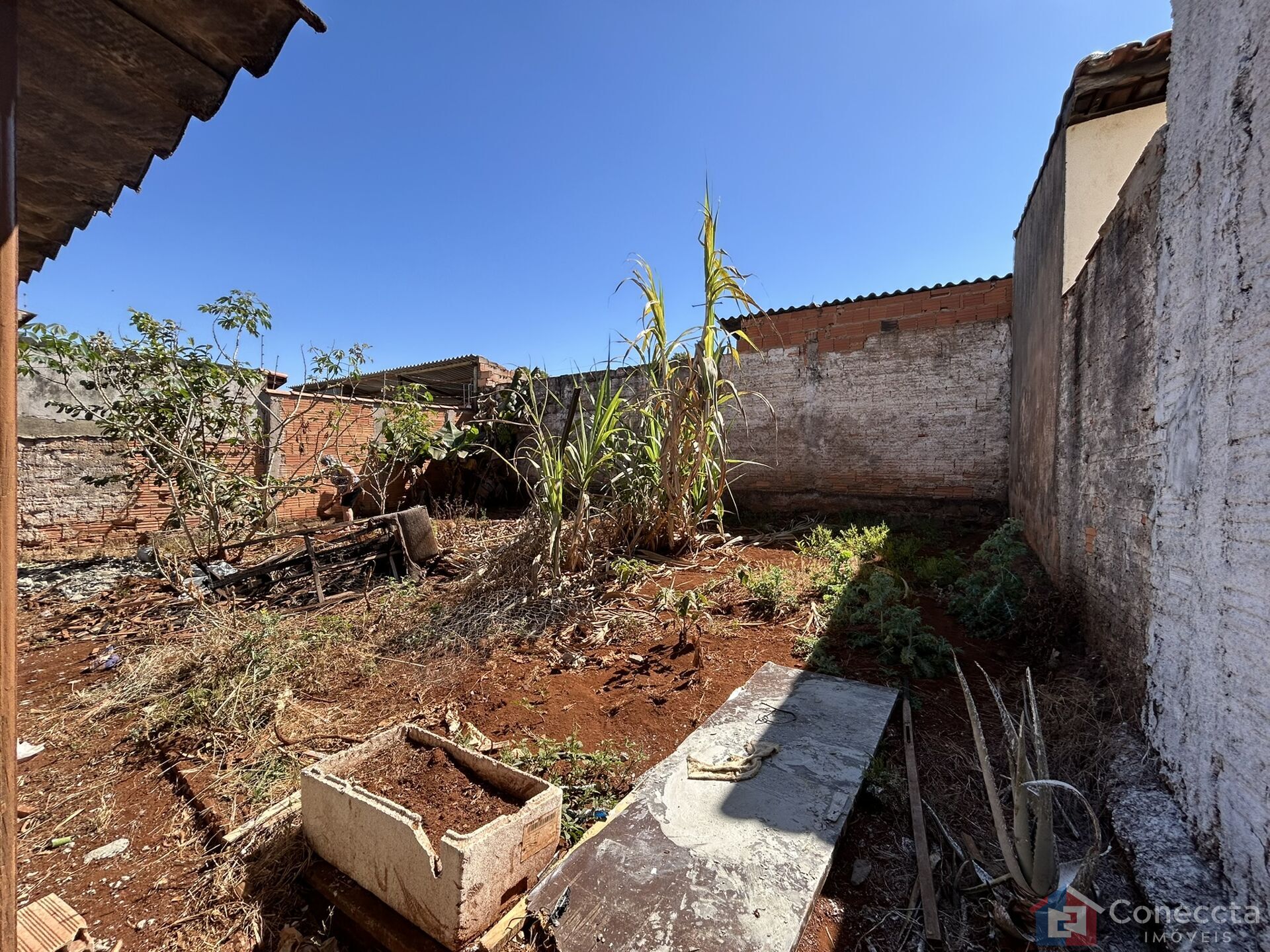 Casa à venda com 2 quartos, 52m² - Foto 16