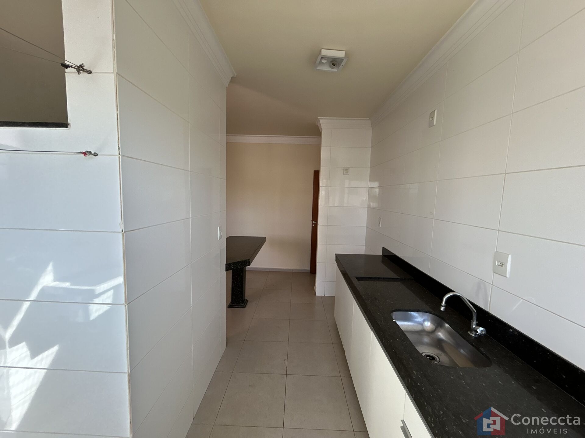 Apartamento à venda com 2 quartos, 65m² - Foto 4