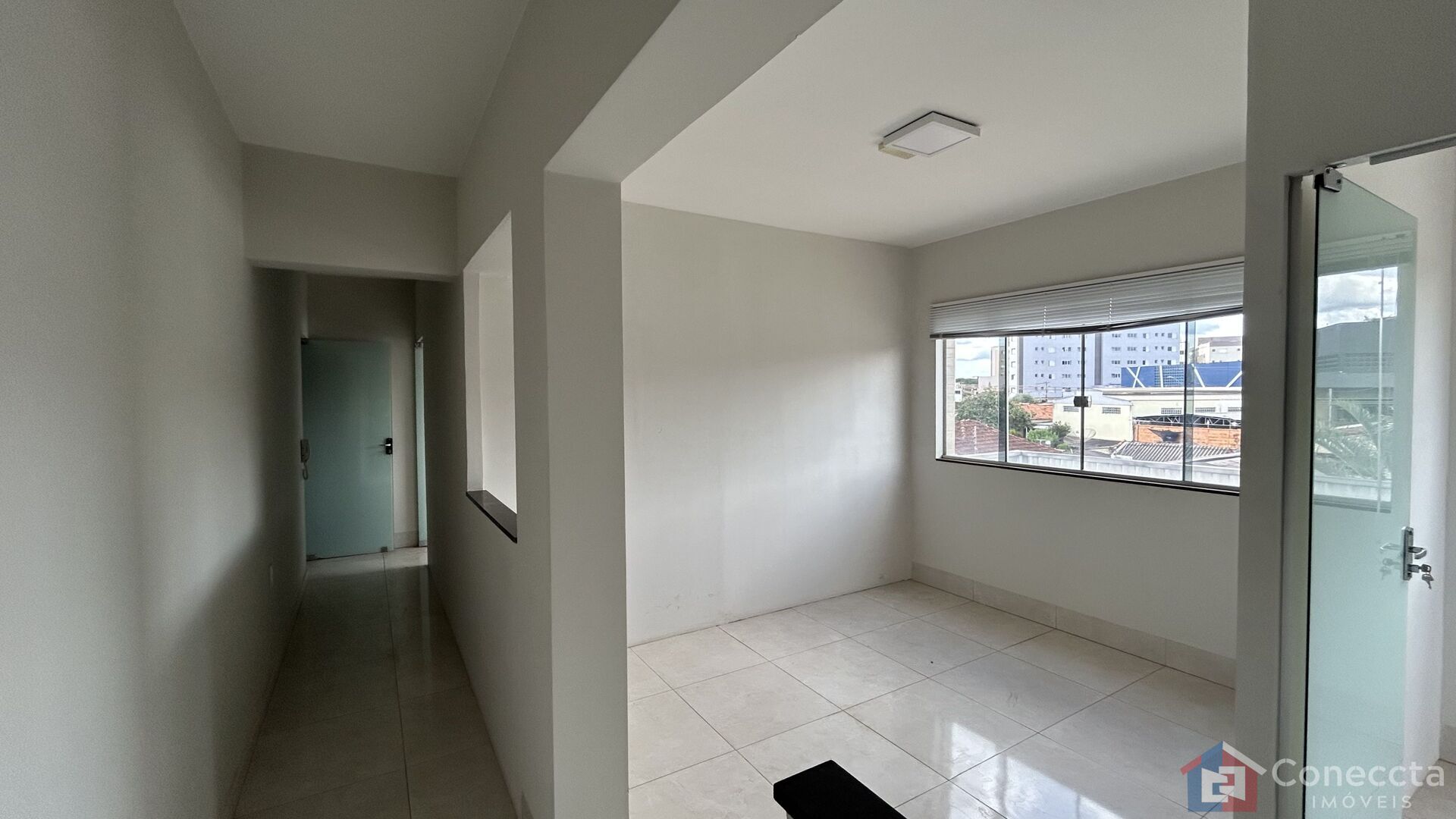 Conjunto Comercial-Sala para alugar com 6 quartos, 95m² - Foto 17