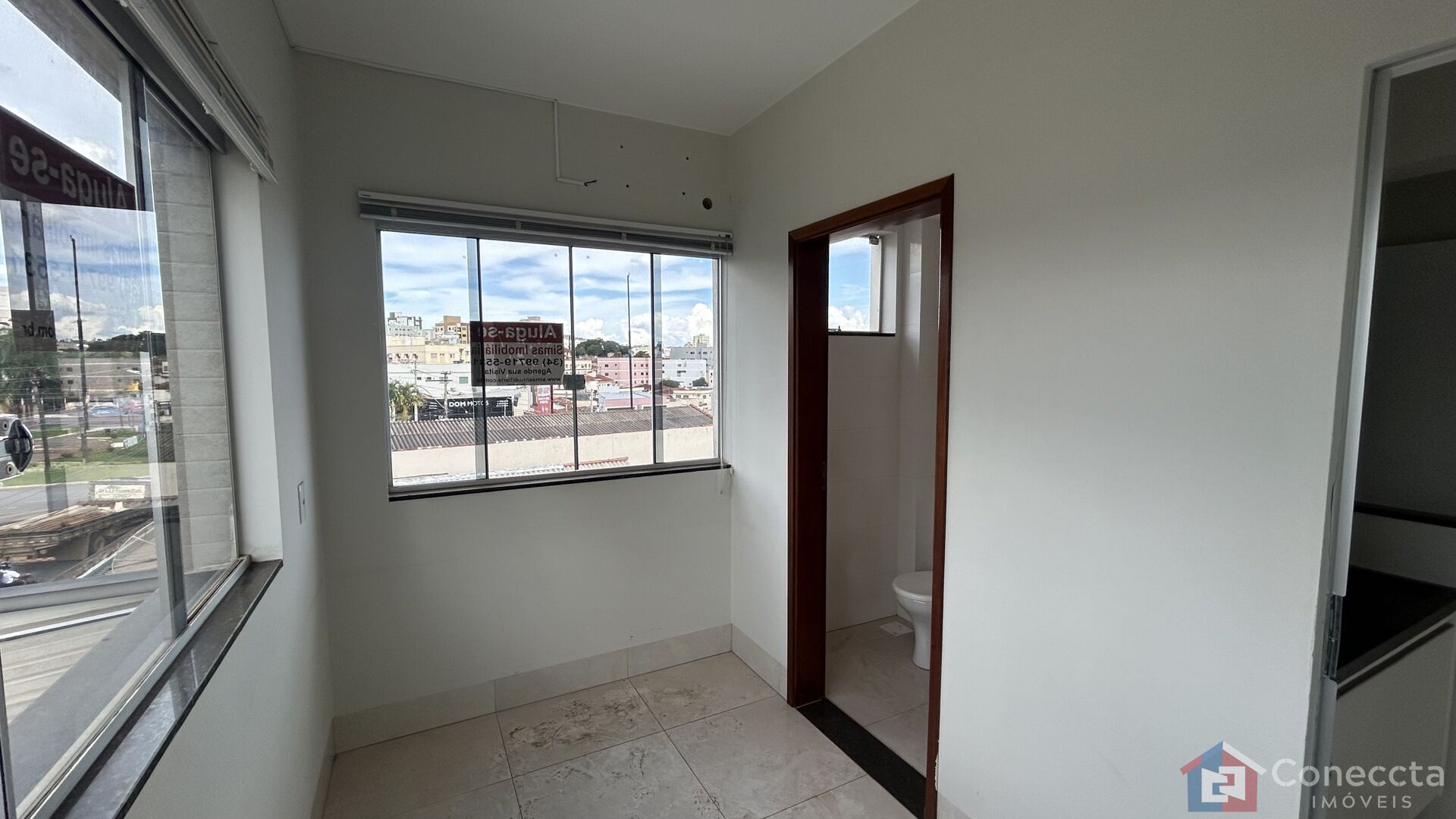 Conjunto Comercial-Sala para alugar com 6 quartos, 95m² - Foto 15