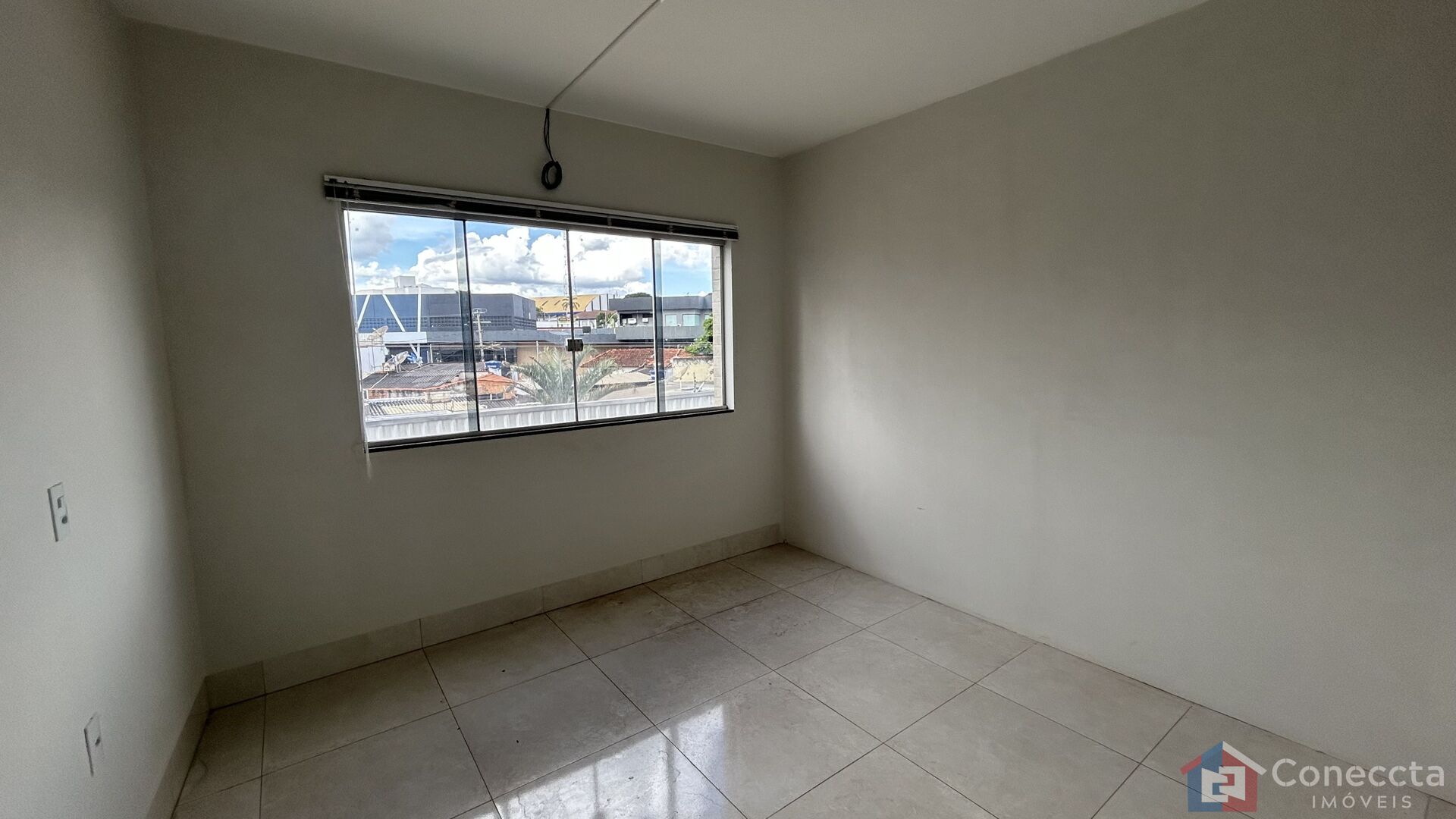 Conjunto Comercial-Sala para alugar com 6 quartos, 95m² - Foto 11