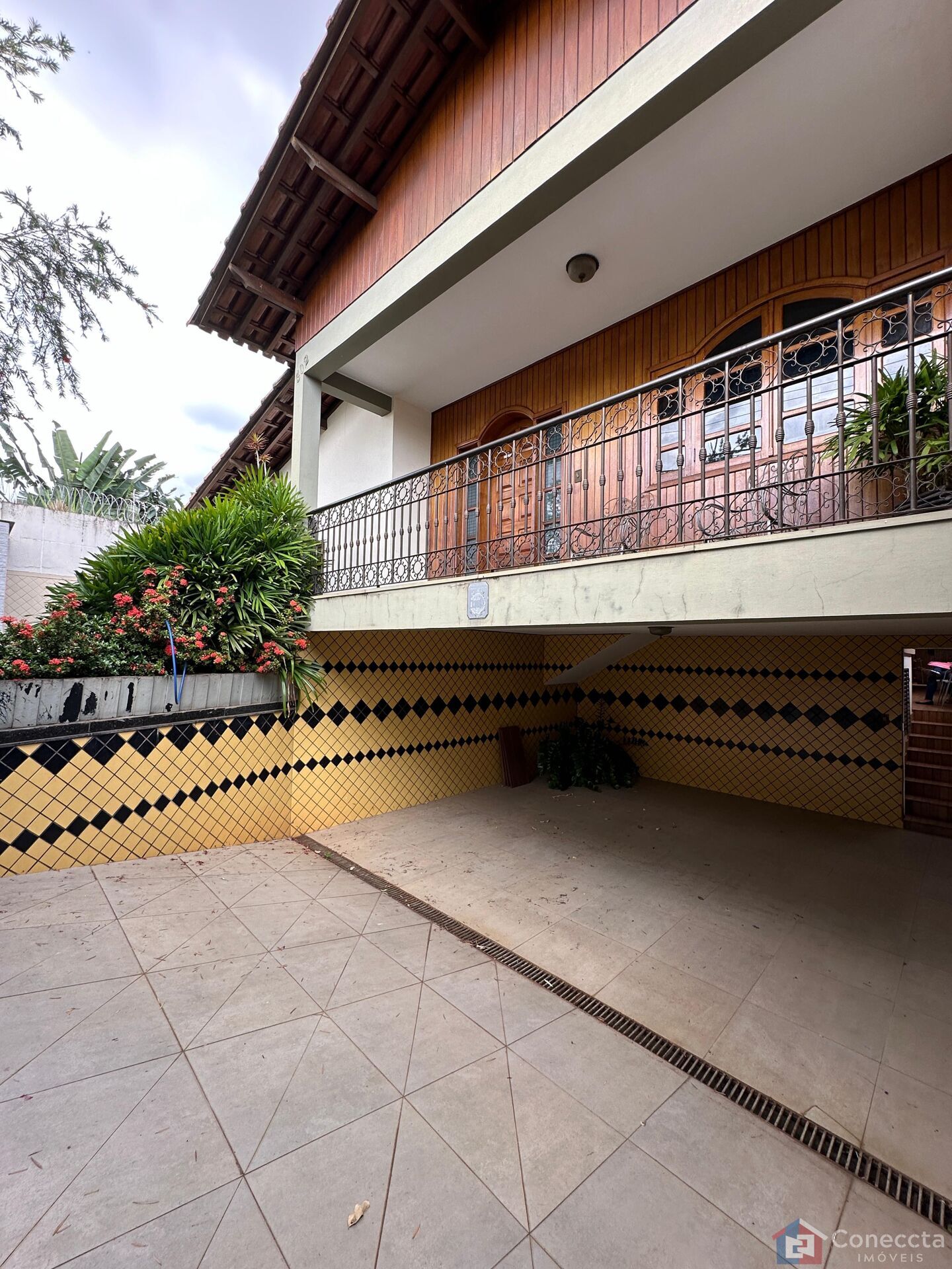 Casa à venda com 3 quartos, 215m² - Foto 3