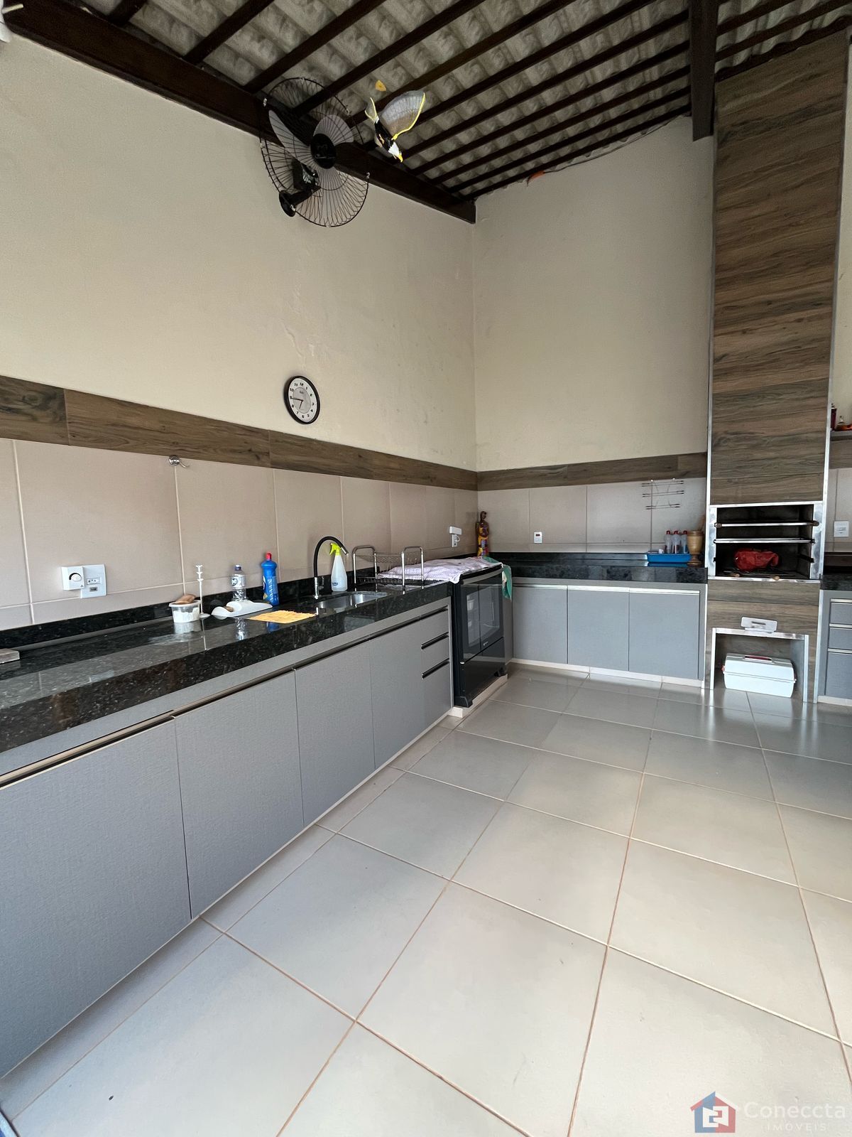 Casa à venda com 3 quartos, 190m² - Foto 14