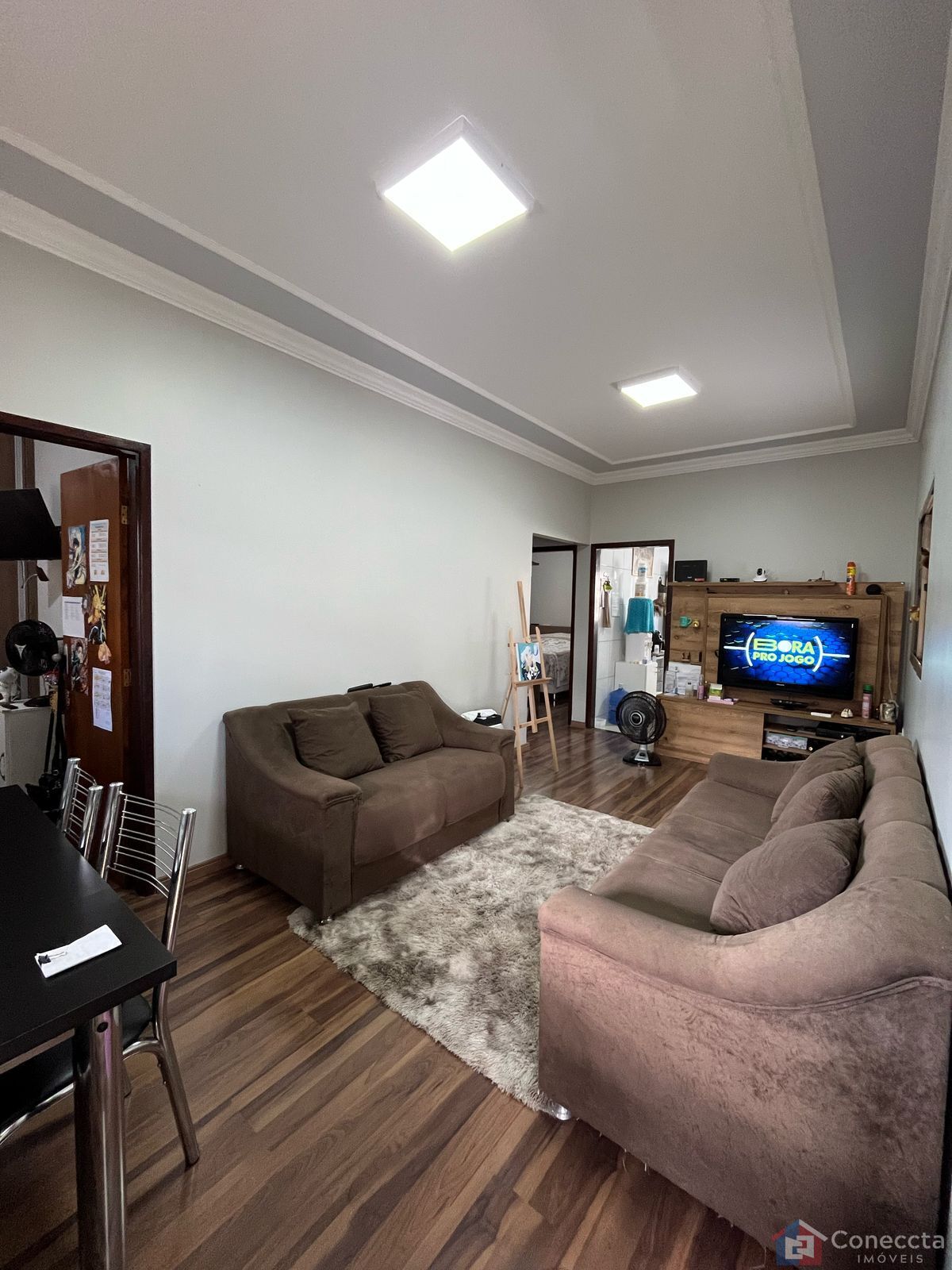 Casa à venda com 3 quartos, 190m² - Foto 1