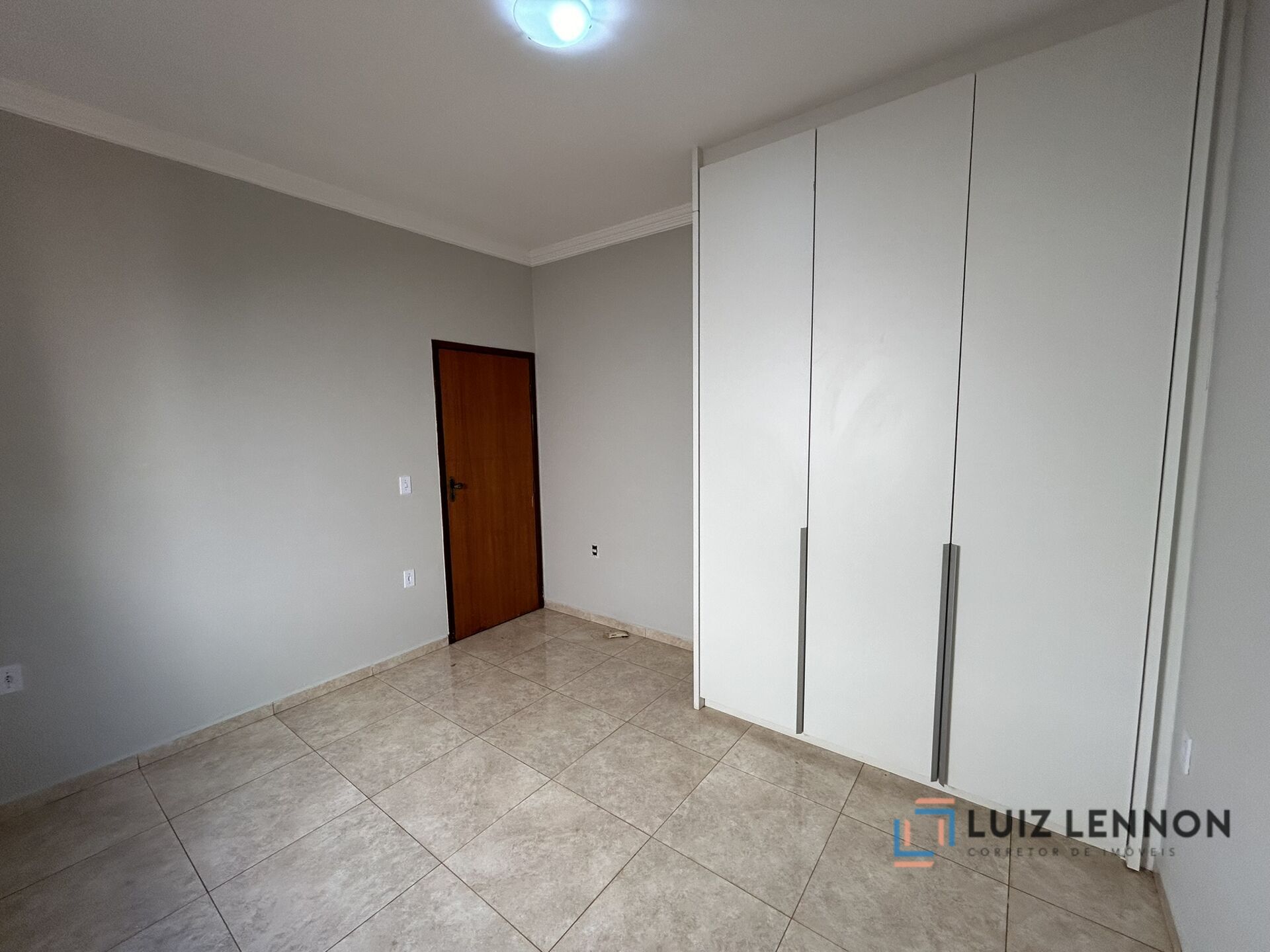 Casa à venda com 3 quartos, 150m² - Foto 10