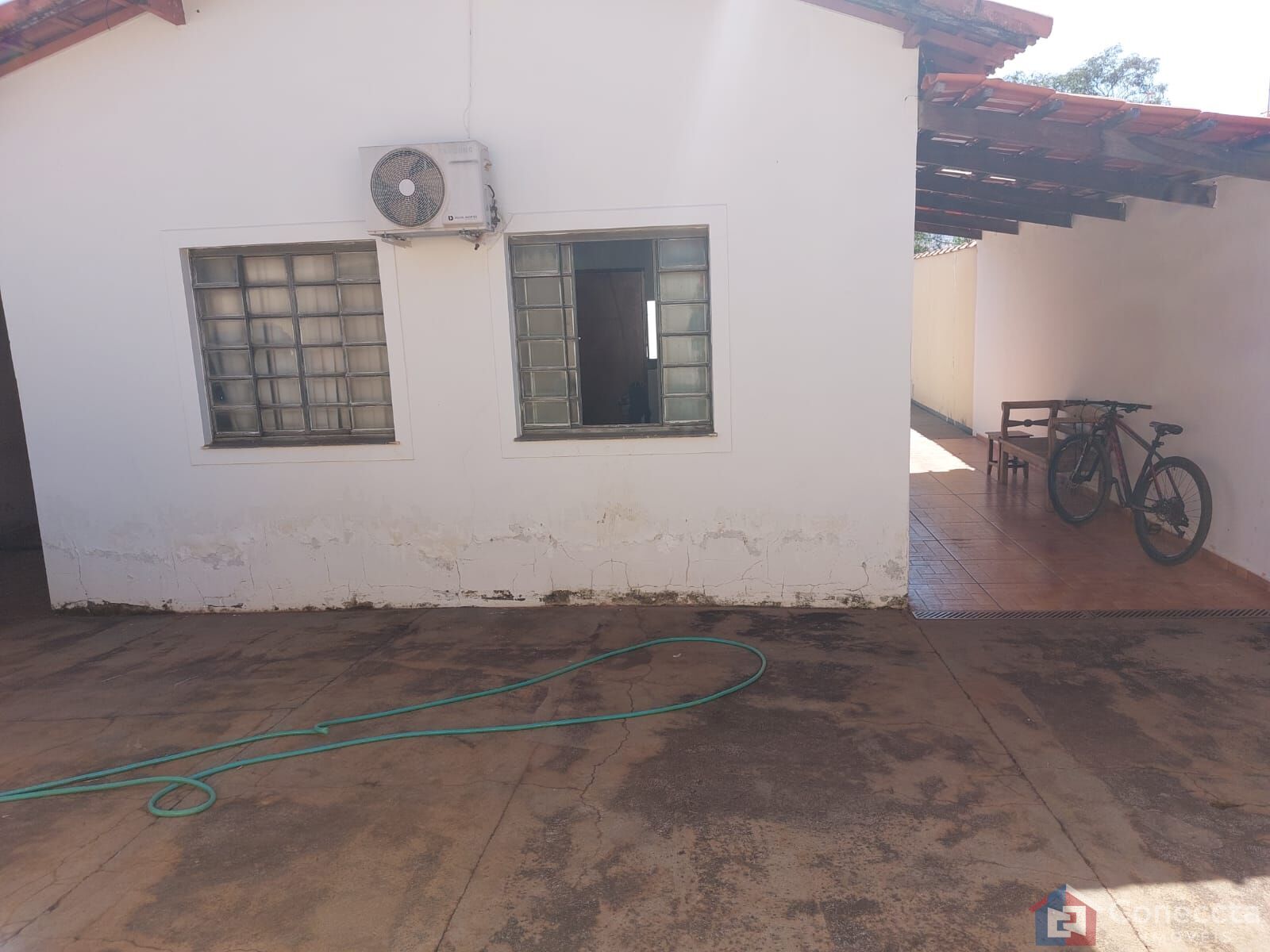 Casa à venda com 2 quartos, 140m² - Foto 3