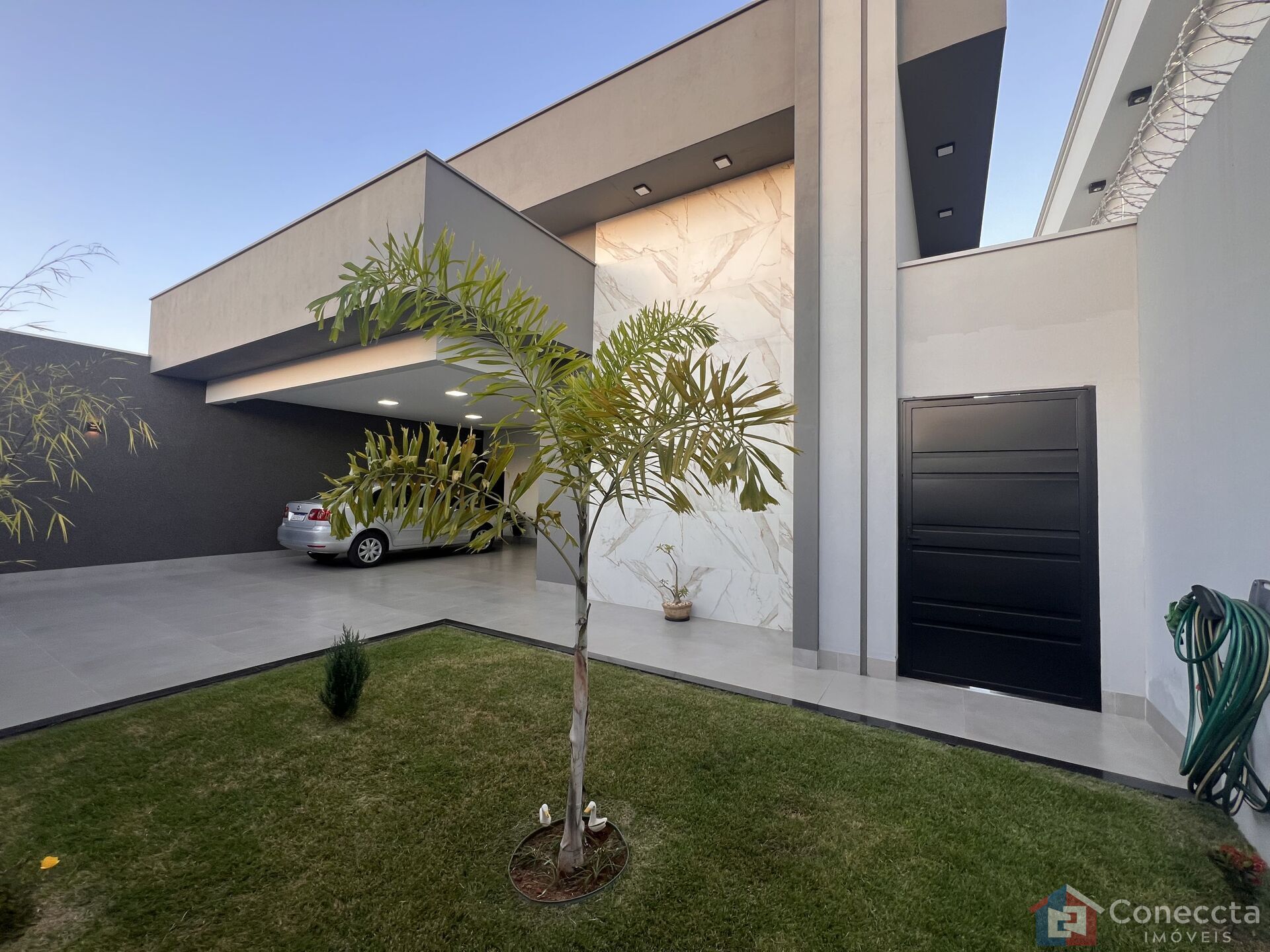 Casa, 3 quartos, 252 m² - Foto 1