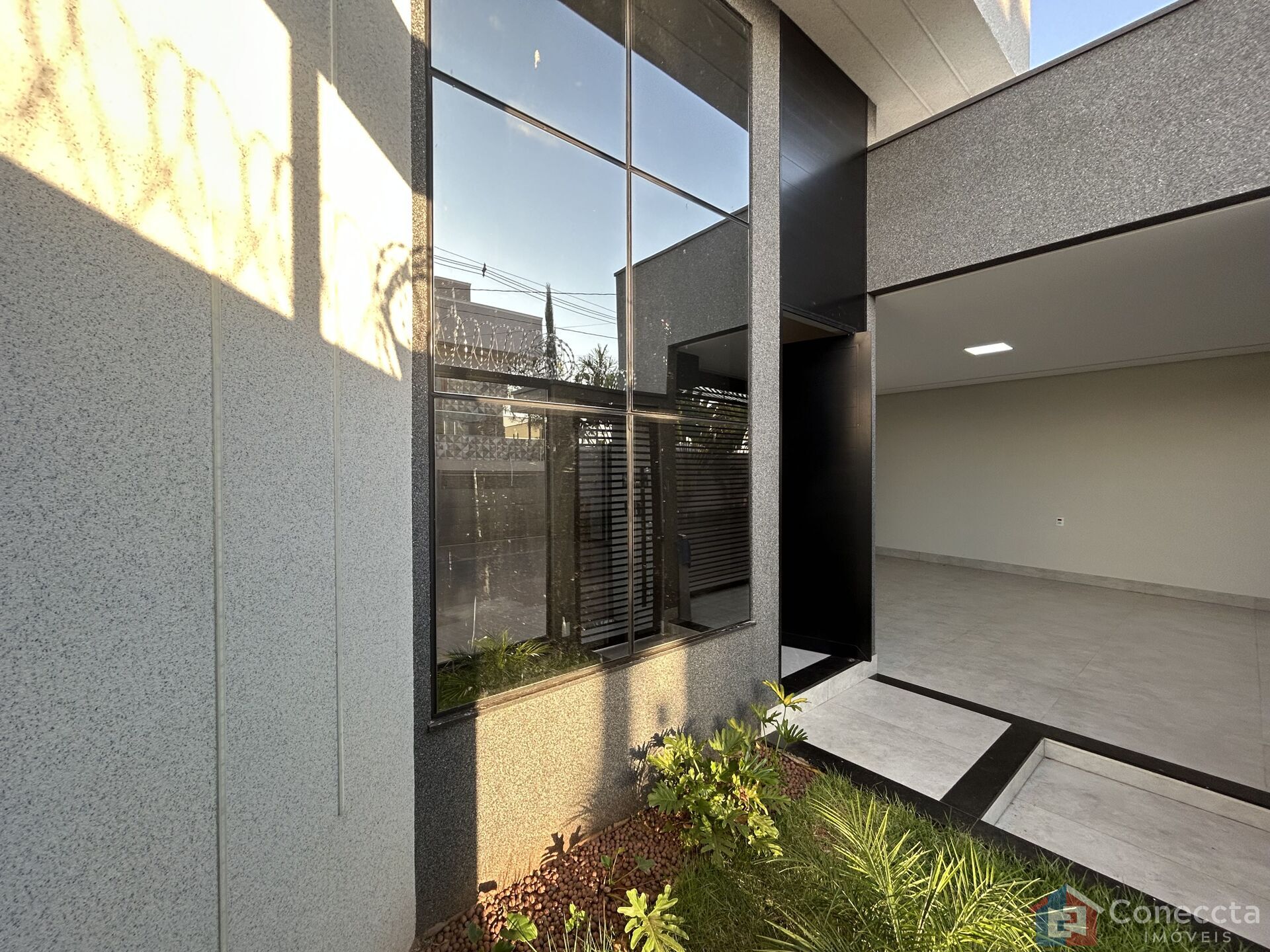 Casa à venda com 3 quartos, 145m² - Foto 1