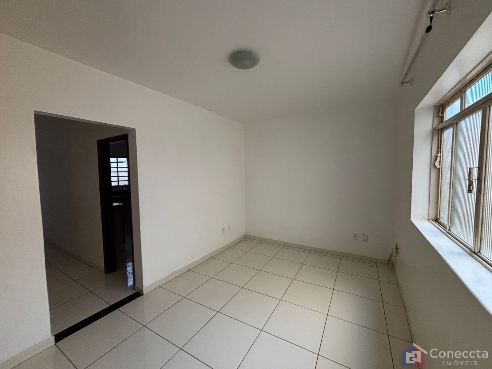 Apartamento à venda com 3 quartos, 85m² - Foto 2