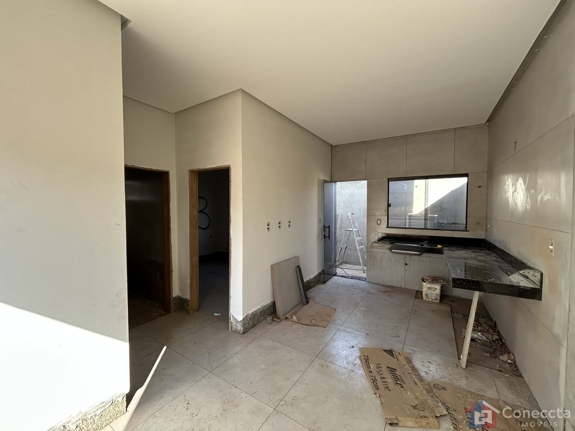 Casa à venda com 2 quartos, 50m² - Foto 5