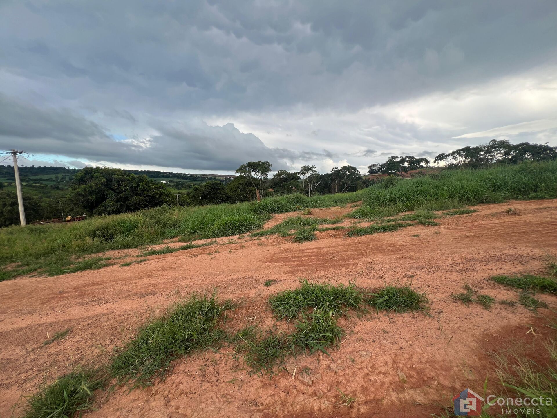 Terreno à venda, 200m² - Foto 1