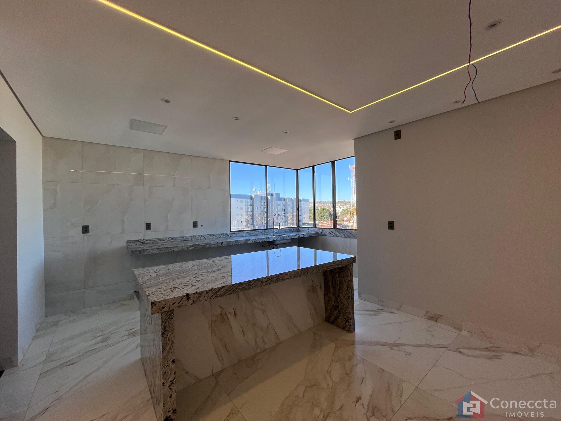 Cobertura à venda com 4 quartos, 352m² - Foto 6