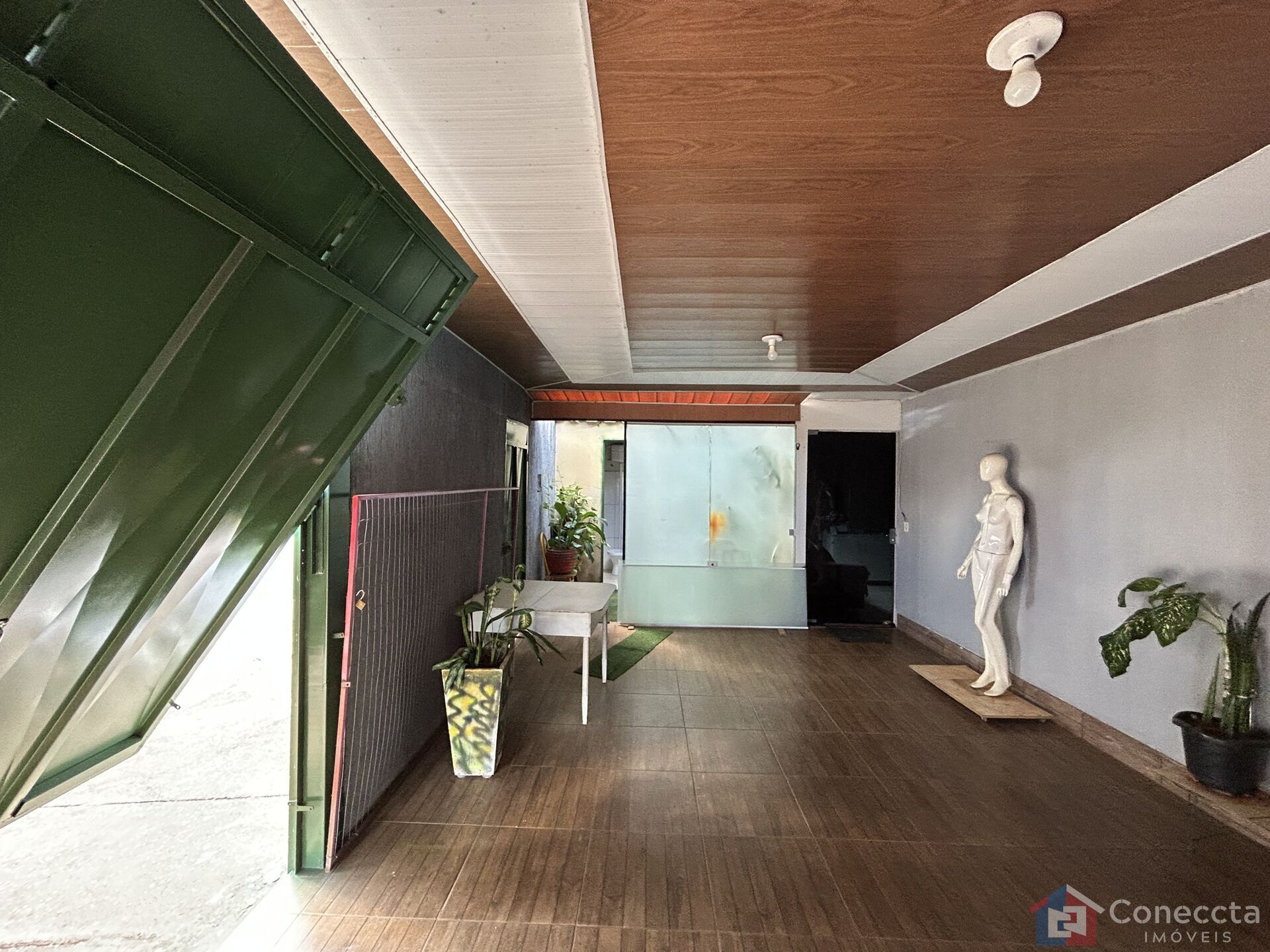Casa à venda com 2 quartos, 80m² - Foto 3