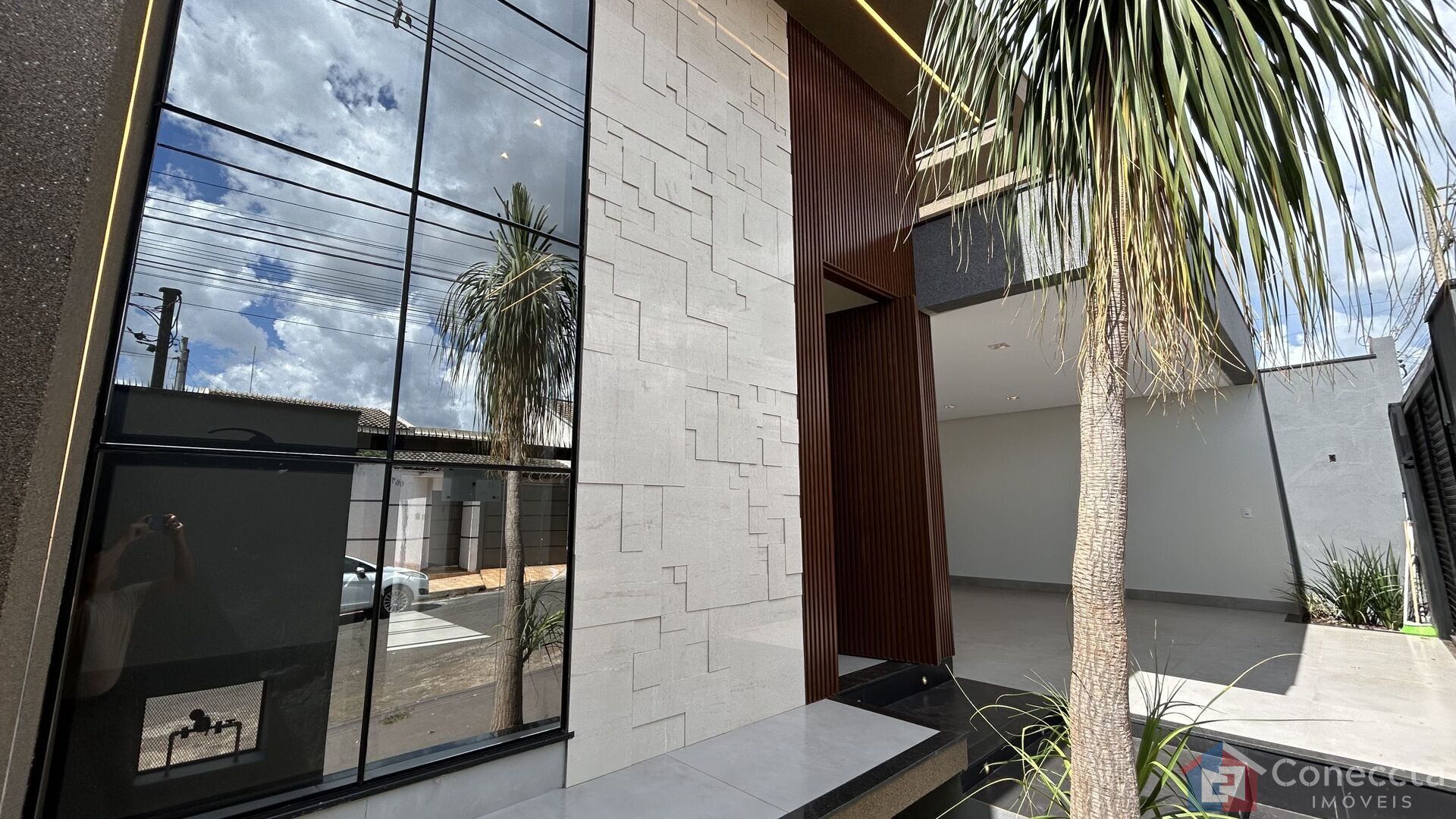 Casa à venda com 3 quartos, 160m² - Foto 1
