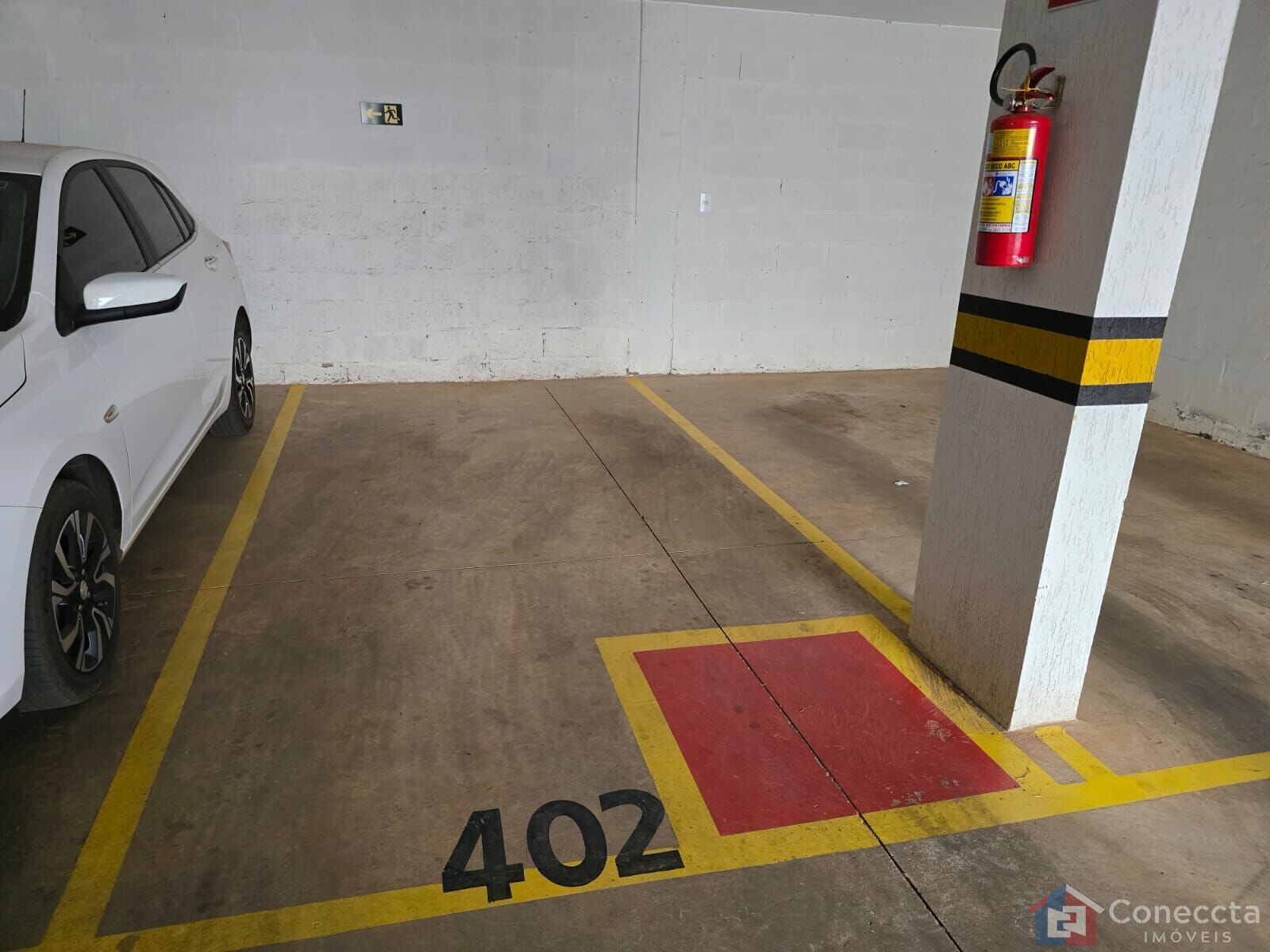 Apartamento à venda com 2 quartos, 63m² - Foto 9