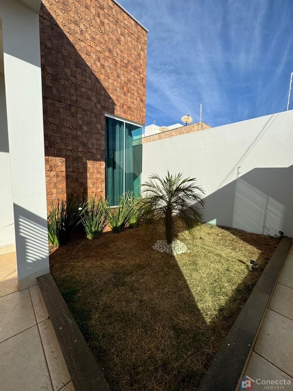 Casa à venda com 3 quartos, 162m² - Foto 2